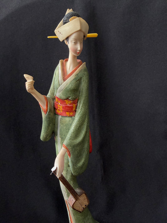 Japanese Maiko Geisha Figurine - Green Dress