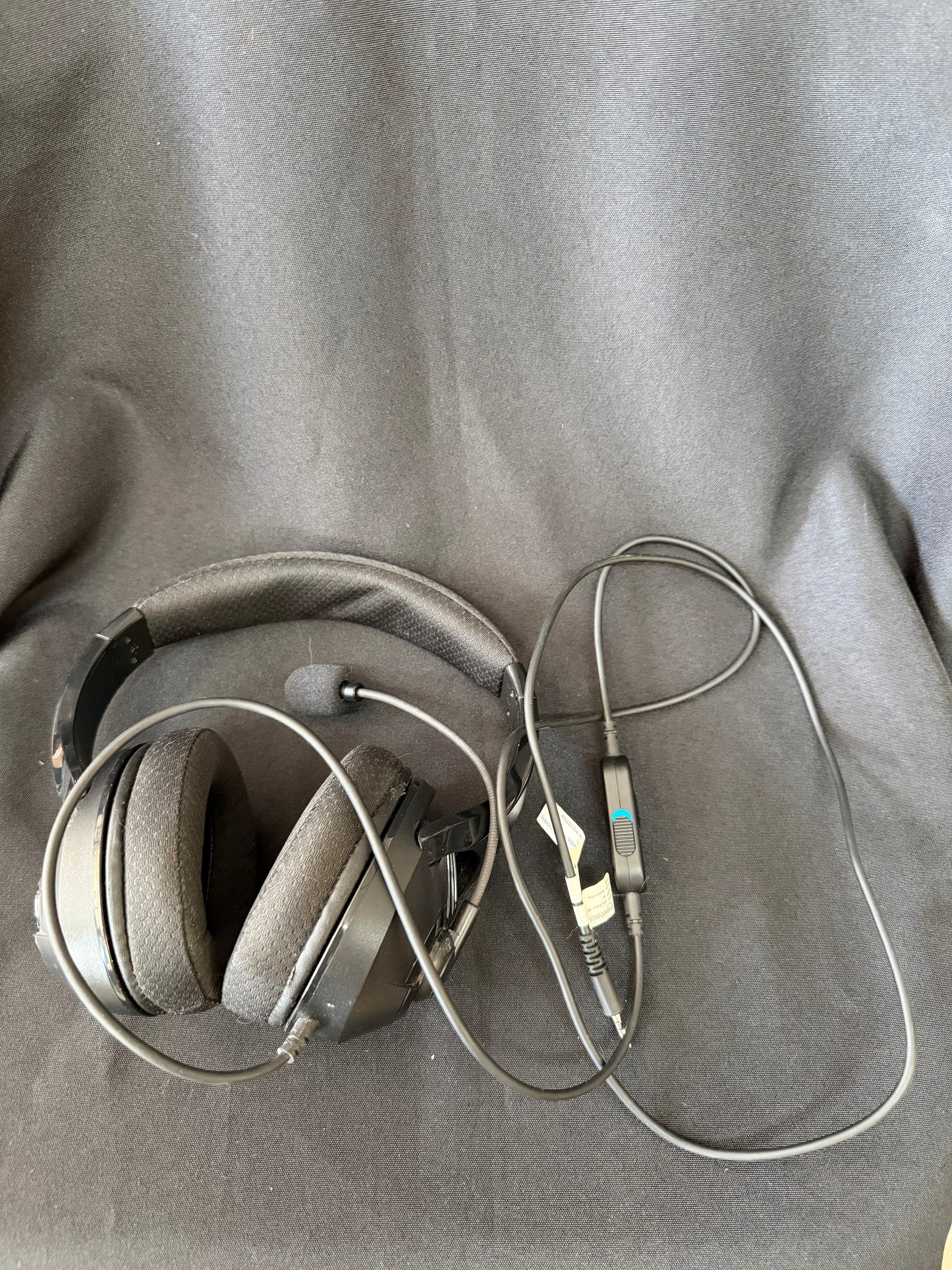 Amazon Basics Gaming USB Headset with Microphone