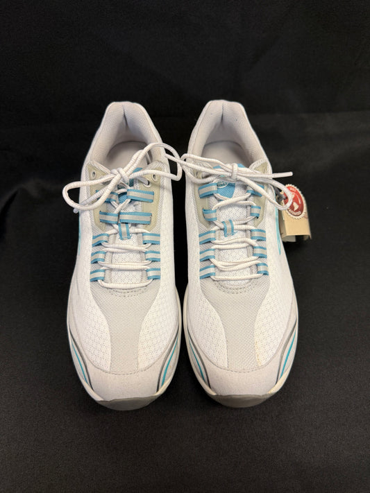 MBT Mahuta Walking Shoe (White w/ Light blue lining)