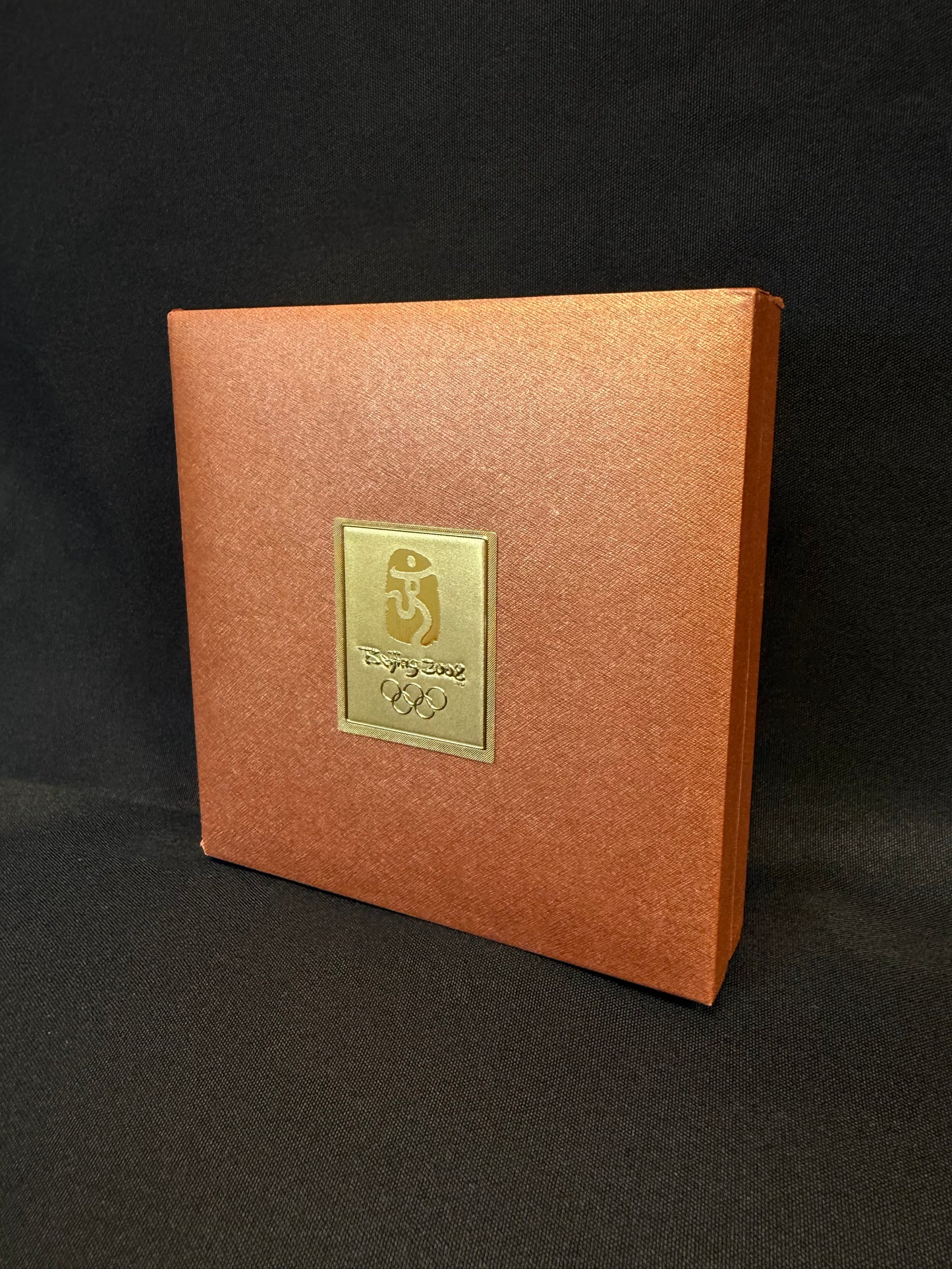 2008 Beijing Olympic Games Commemorative Medallion - Flower Shaped Mascots