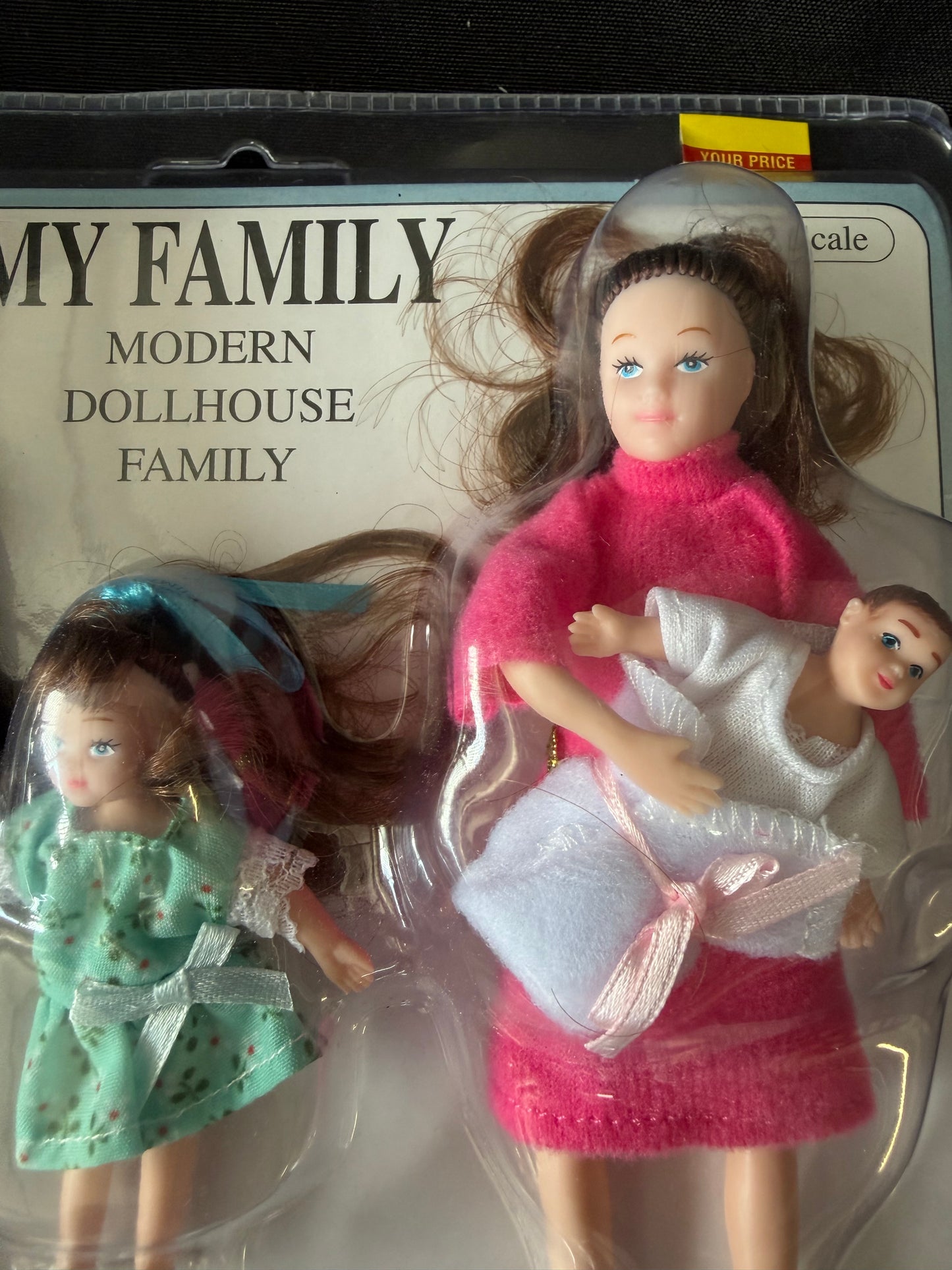 My Family Modern Dollhouse Doll Set — Town Square Miniatures (1:12 Scale)