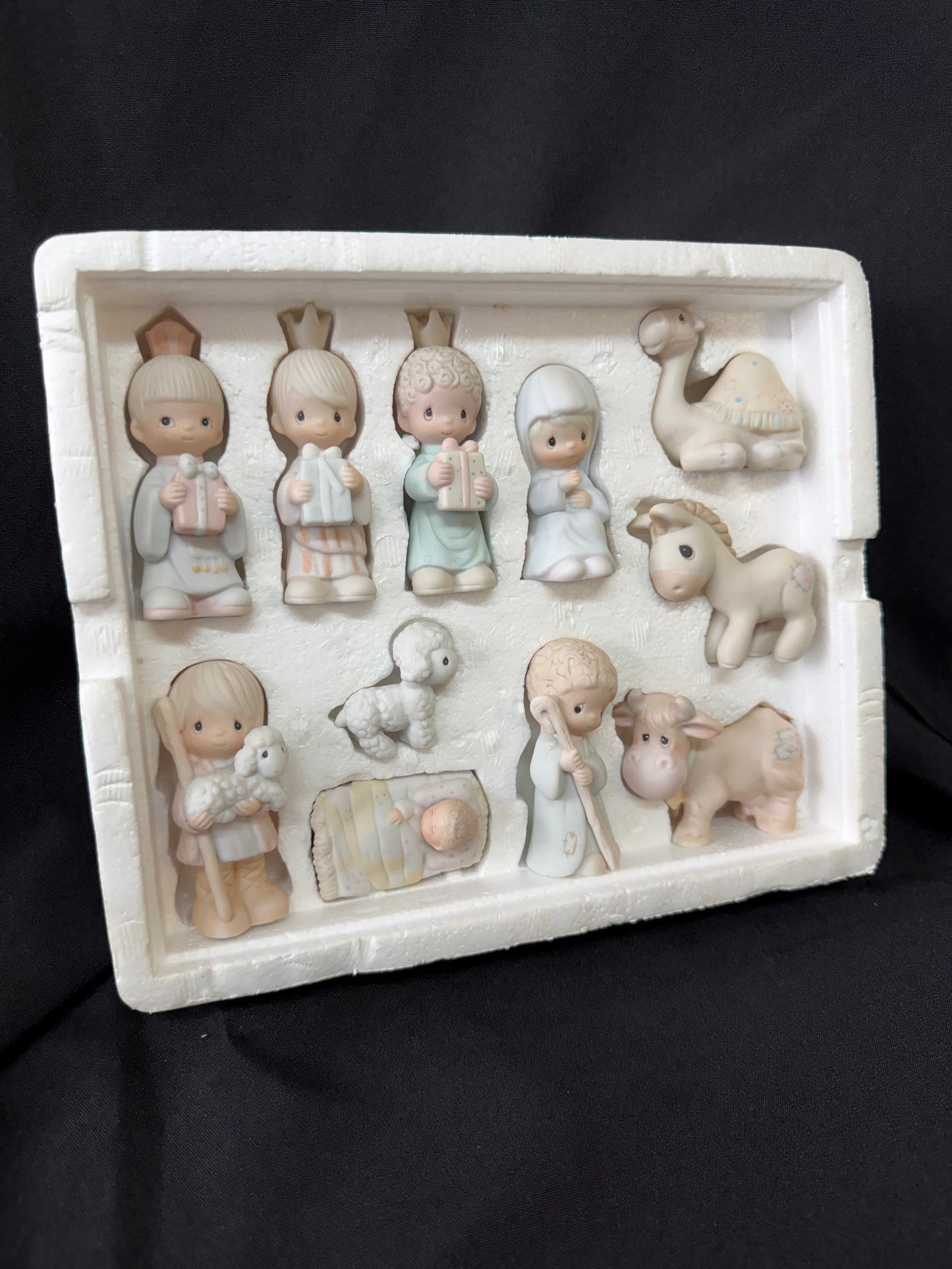 Come Let Us Adore Him - Figurines by Precious Moments