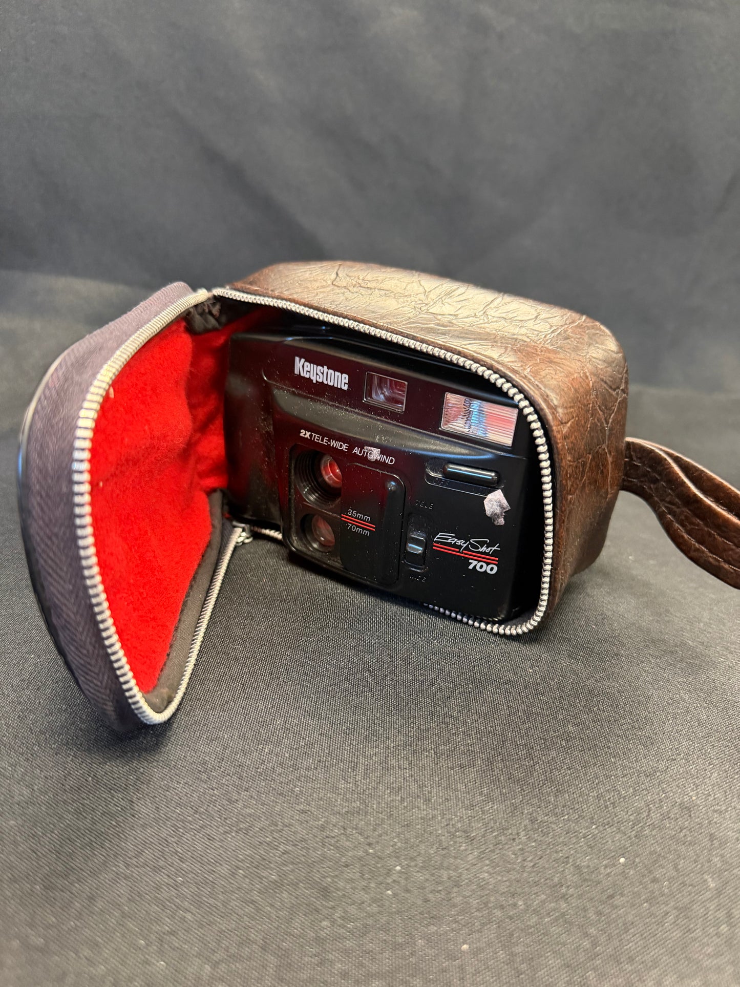 Keystone EasyShot 700 Film Camera + Case