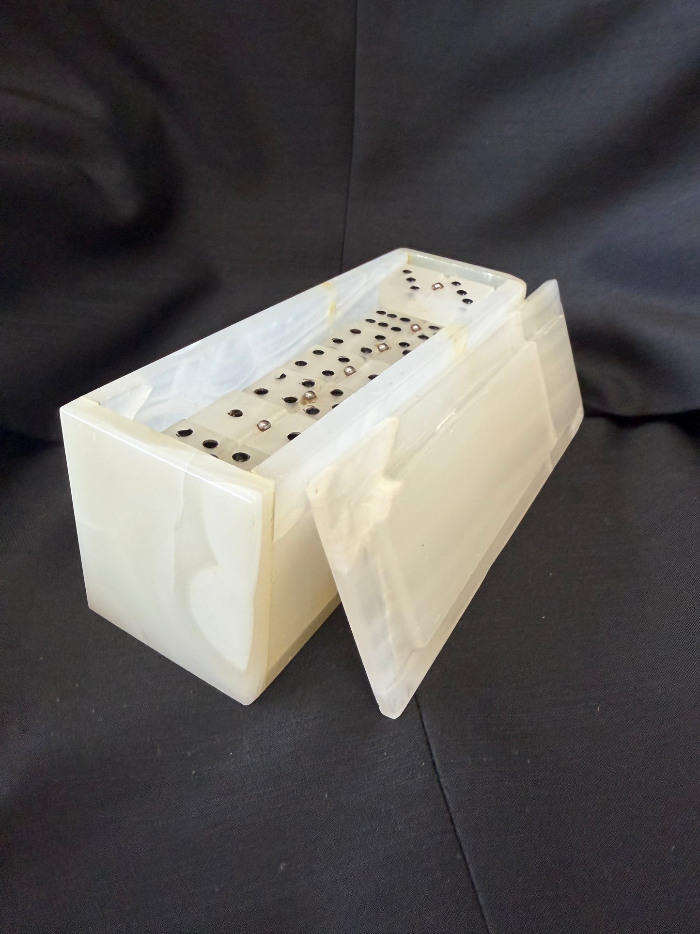 Handcrafted White Onyx Domino Set (29 Pieces)