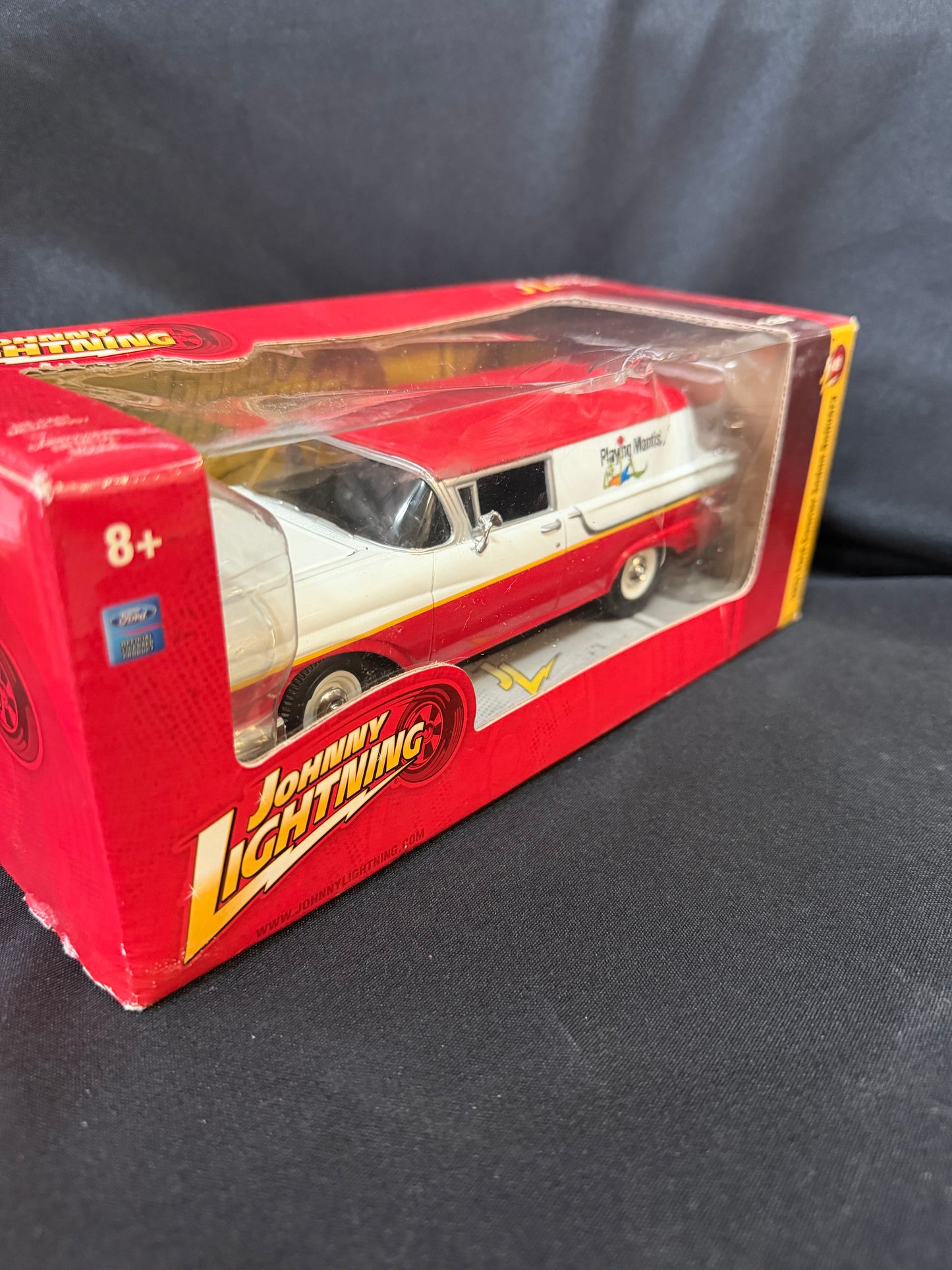 Johnny Lightning Muscle Cars 1957 Ford Courier Sedan Delivery JL49 - Die-cast (1:24)