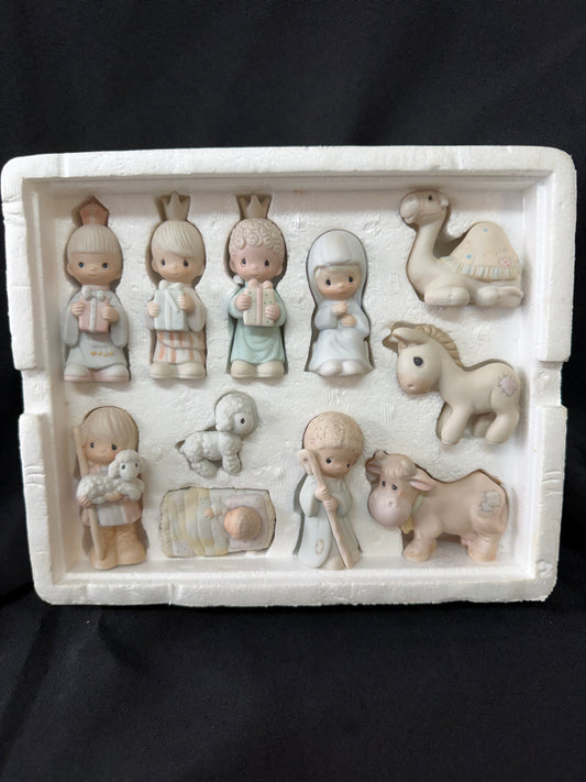 Come Let Us Adore Him - Figurines by Precious Moments