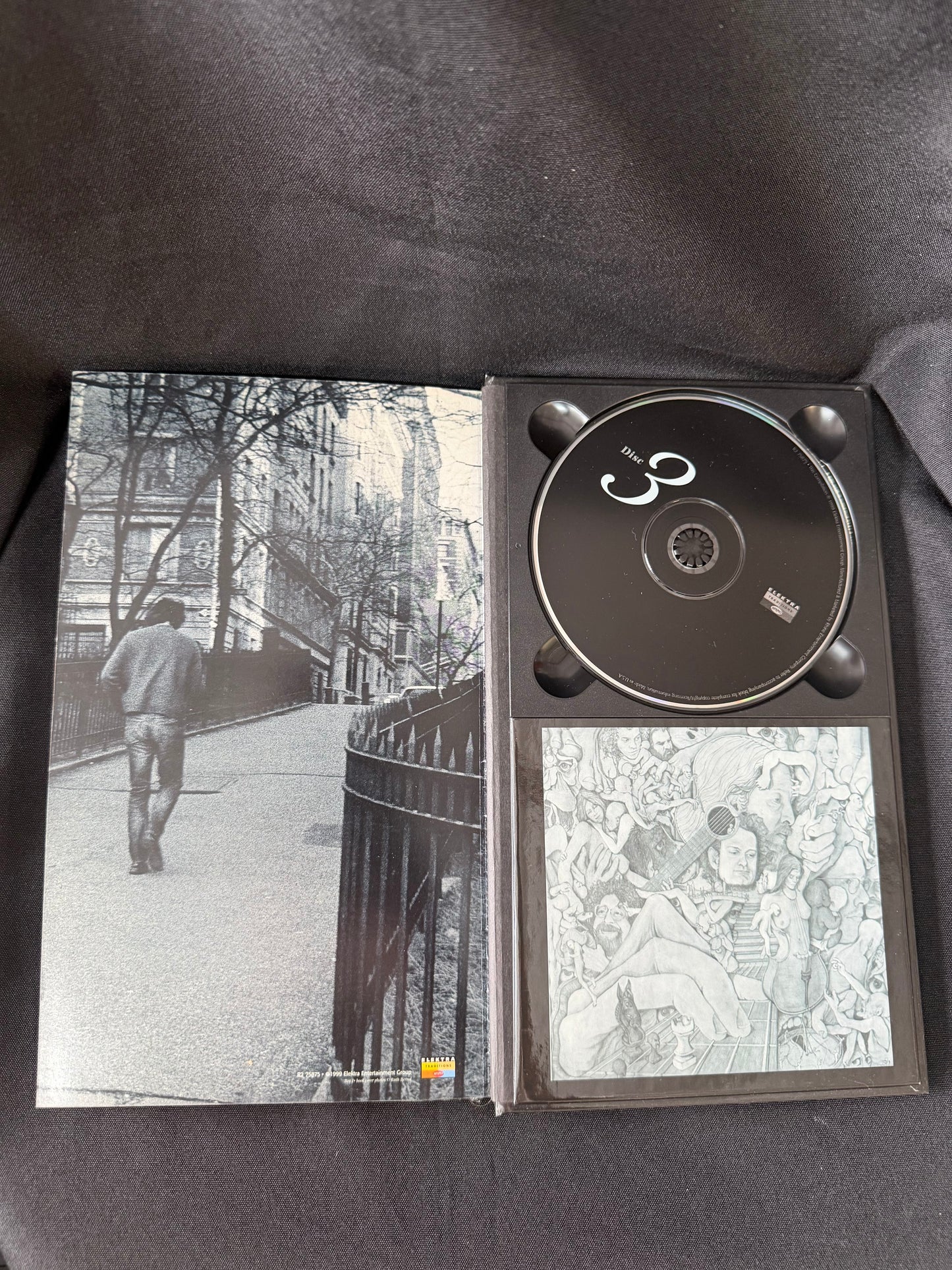 Harry Chapin — "Story of a Life" 3-CD Hardcover Book Set