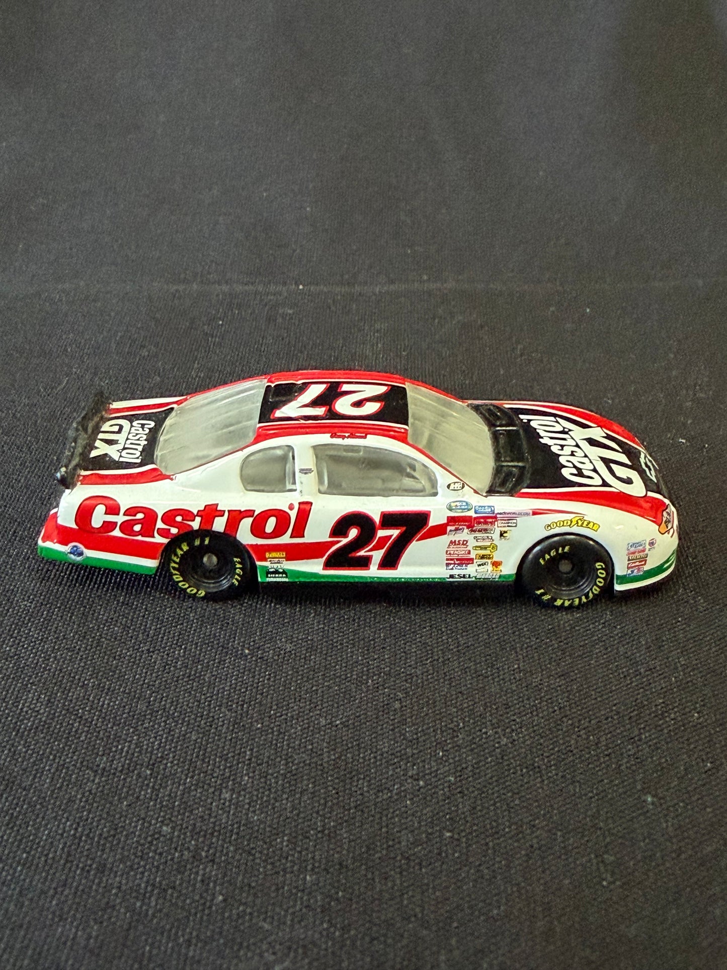 Hasbro Die-Cast – Casey Atwood #27 Castrol GTX Chevrolet Monte Carlo NASCAR
