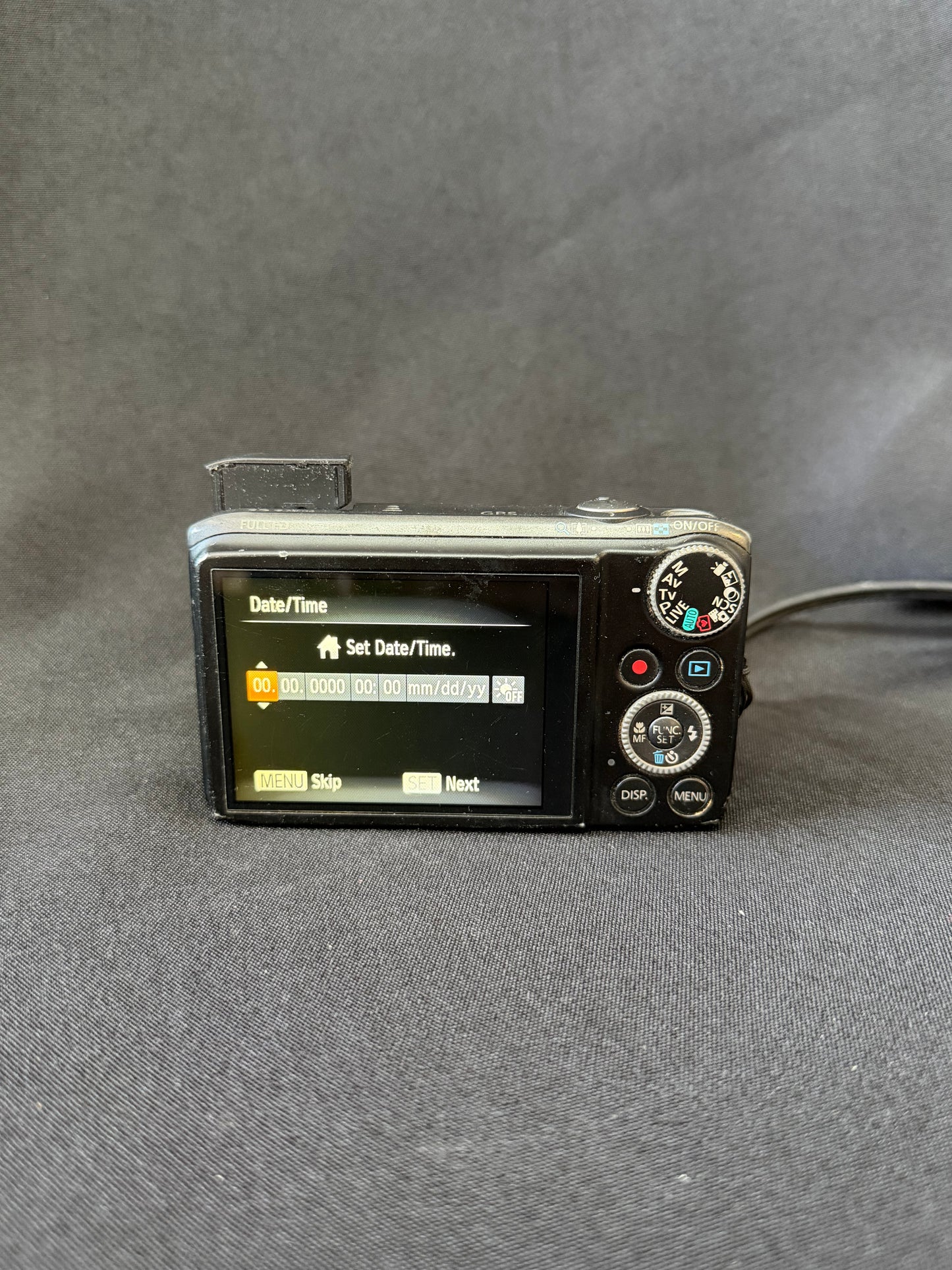 Canon PowerShot SX260 HS — 12.1MP, 20x Zoom, GPS, Full HD Video (Works)