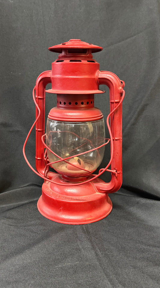 Vintage Dietz No. 2 D-Lite Oil Lantern