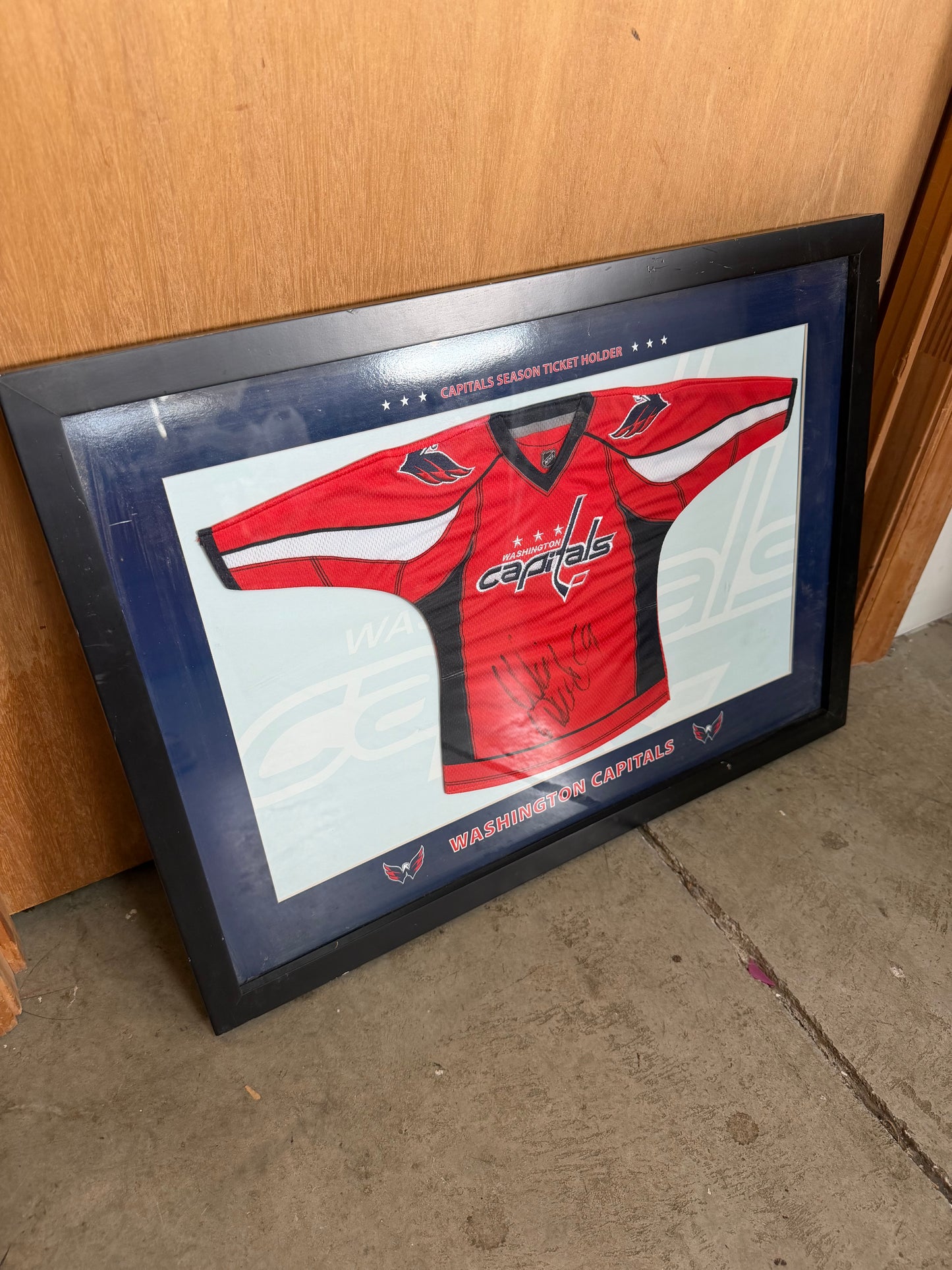 Autographed Nicklas Backstrom Mini-Jersey — 2007-08 Washington Capitals, Framed