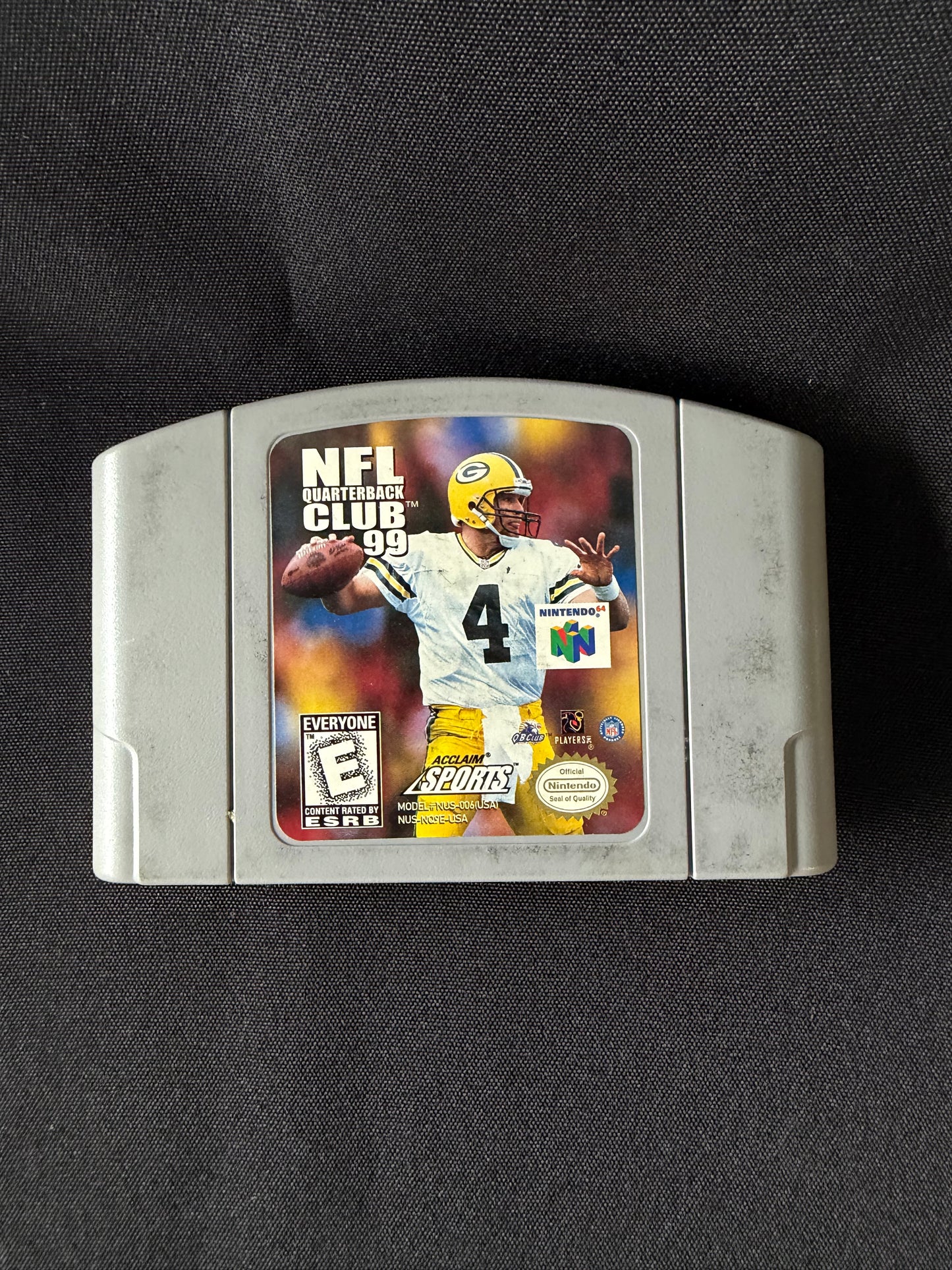 NFL Quarterback Club 99 — Nintendo 64 (Tested, Working)