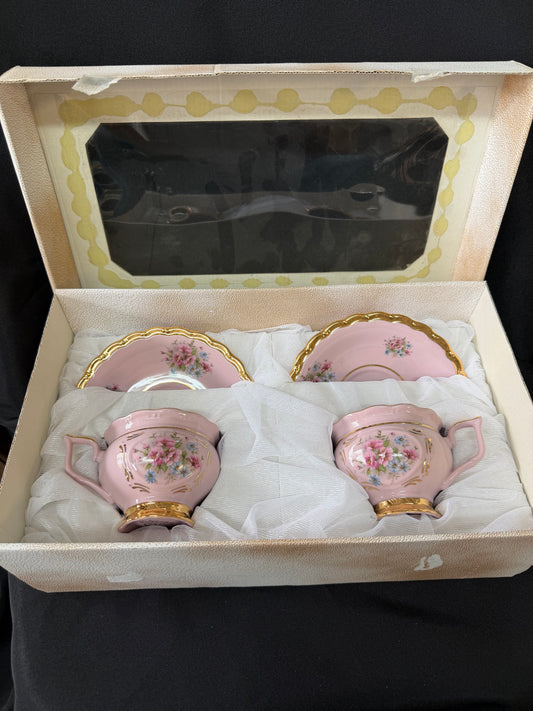 Amfora Bohemia Porcelain Tea Set - Pink