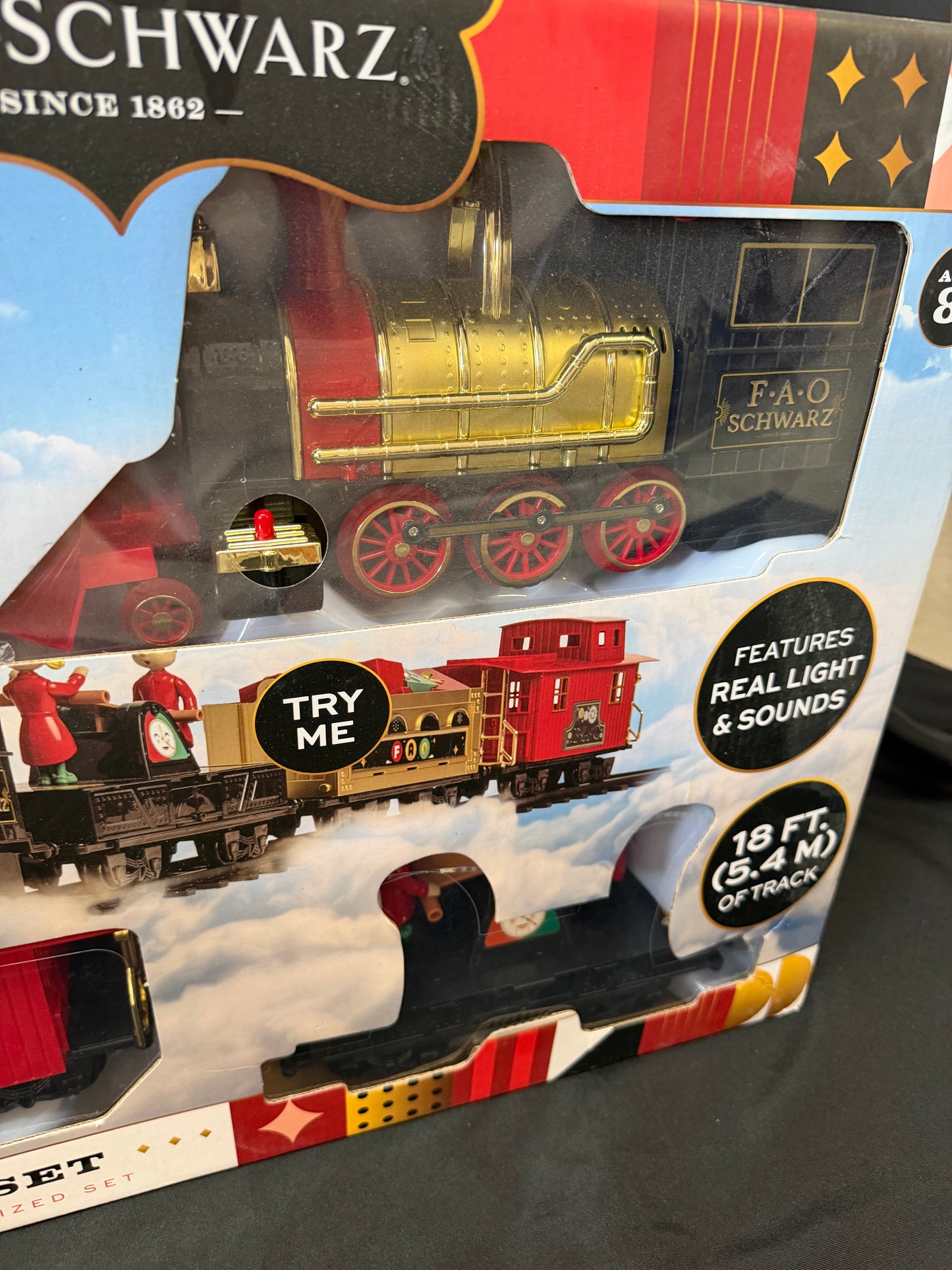 FAO Schwarz Motorized Train Set — 30 Piece (Item #1014783)
