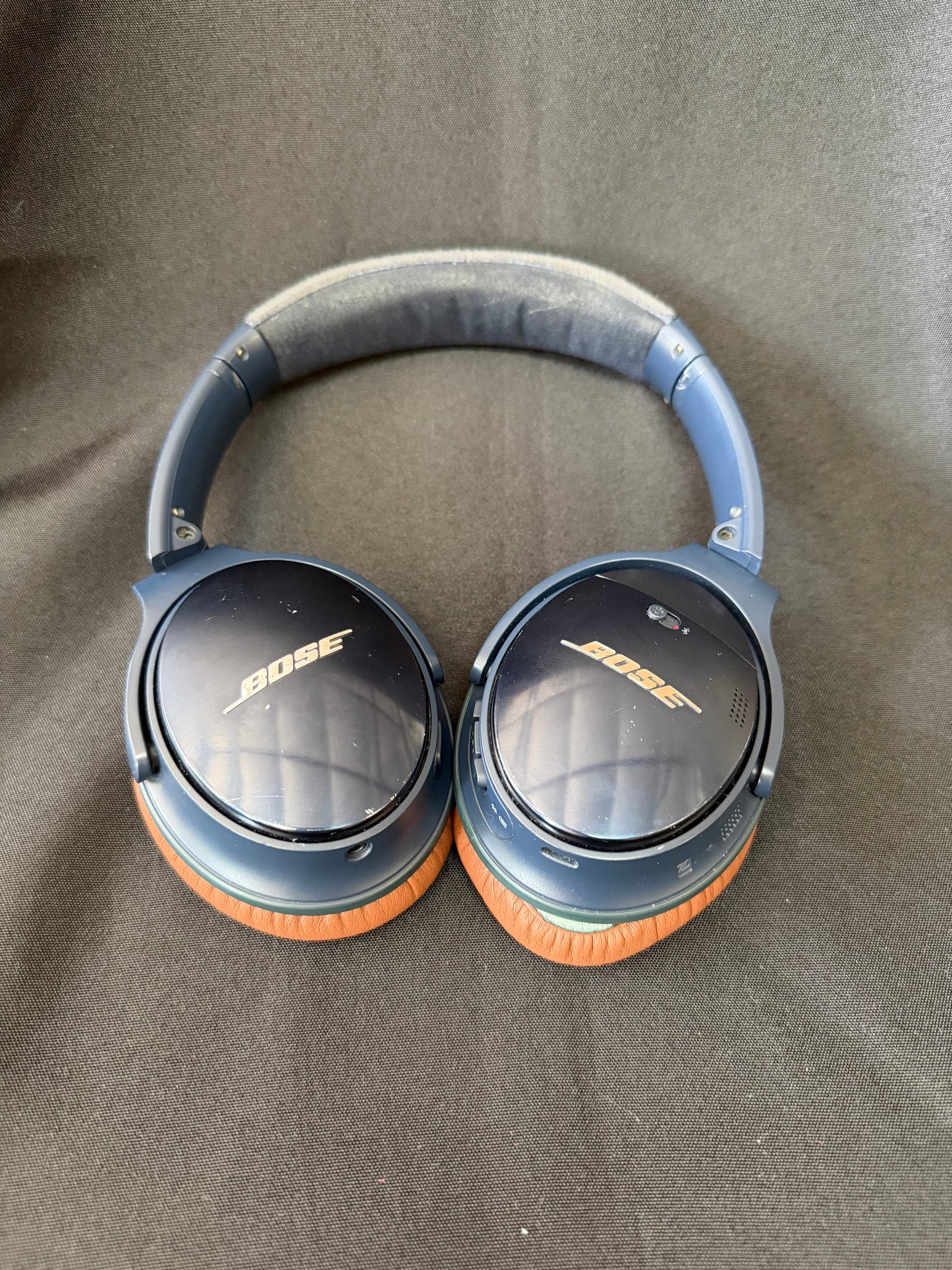 Bose QuietComfort 35 Series II Wireless Noise Cancelling Headphones - Midnight Blue