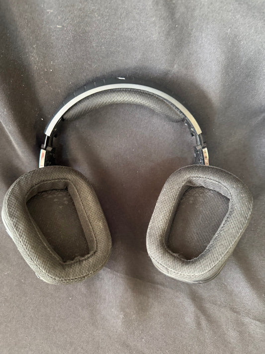 Logitech G633 Artemis Spectrum RGB 7.1 Surround Sound Gaming Wired Headset