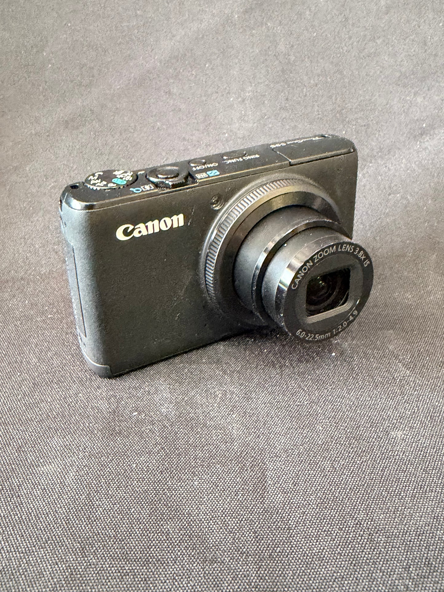 Canon PowerShot S95 — 10MP Compact Digital Camera with Case & Charger (works)