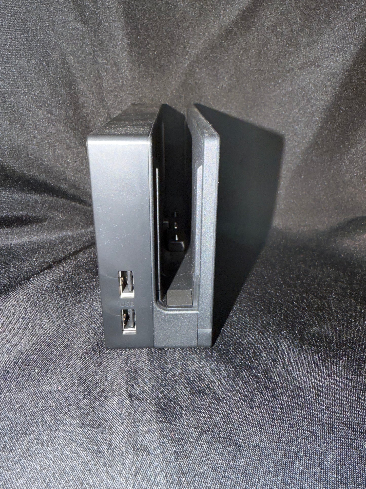 Official Nintendo Switch Standard Dock HAC-007 (dock only)