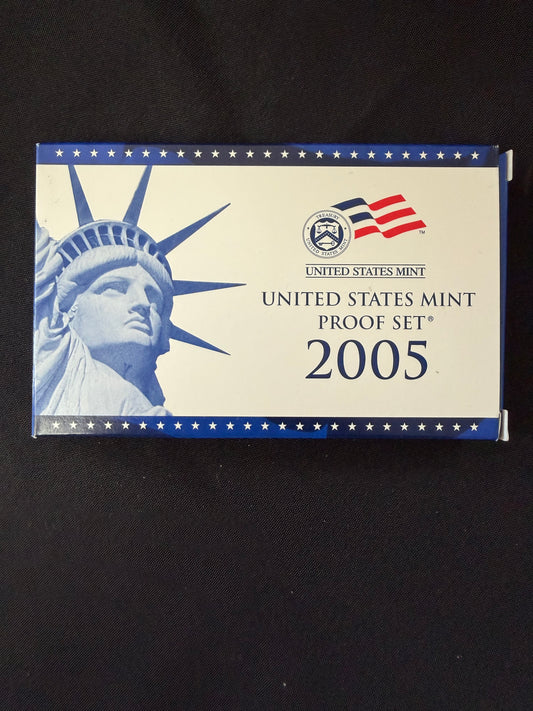 United States Mint Proof Set - 2005 + Quarter Set
