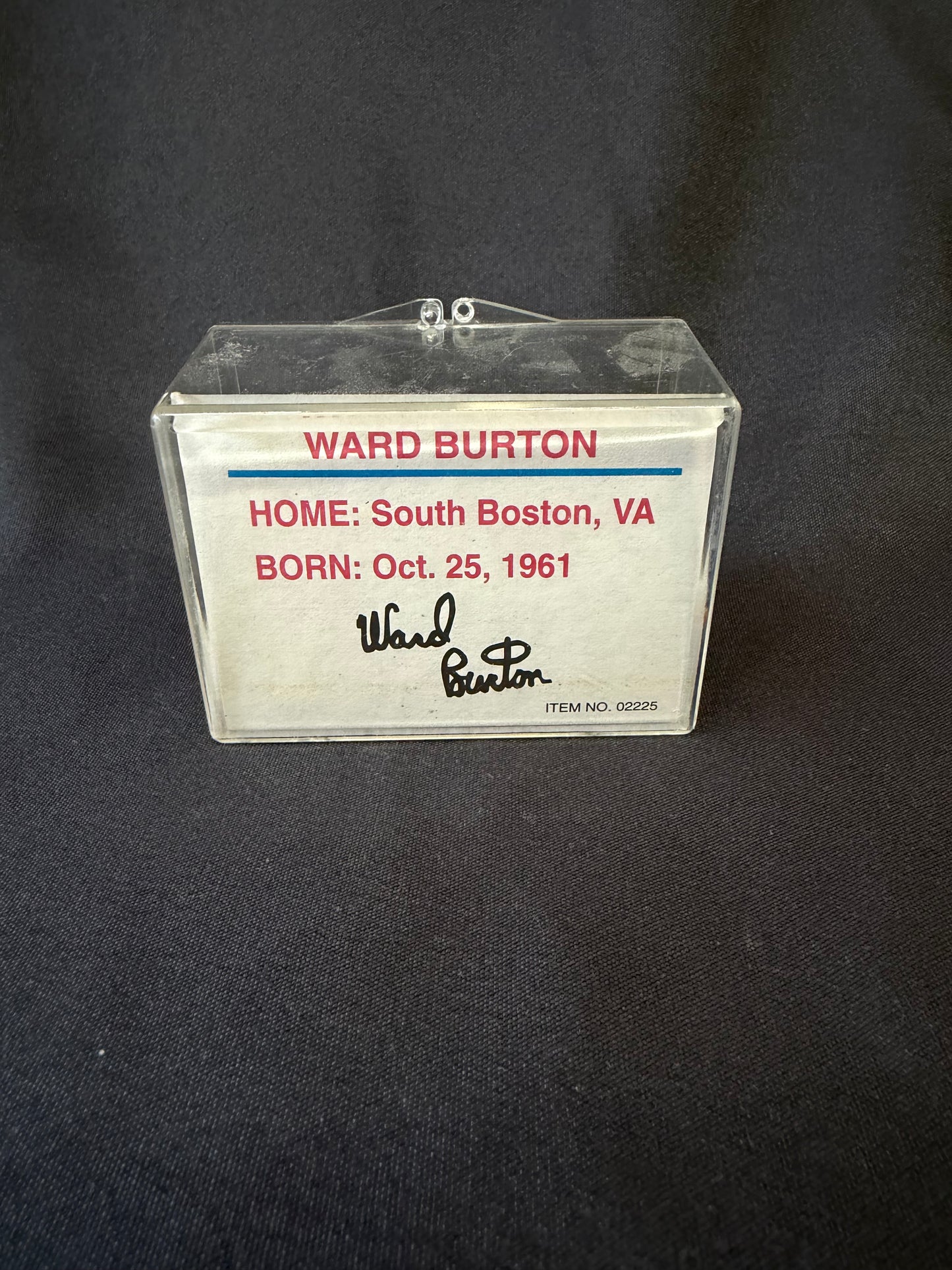 Racing Champions Die-Cast – Ward Burton #31 Hardee’s Chevrolet Lumina NASCAR