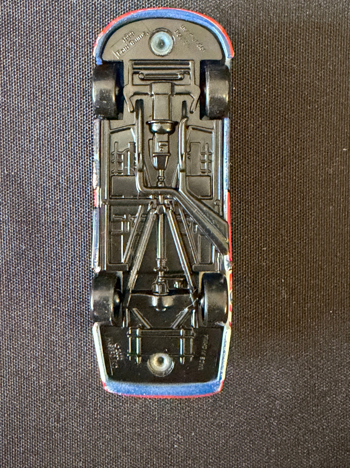 Hasbro Die-Cast – Dale Jarrett #88 Quality Care Ford Taurus NASCAR