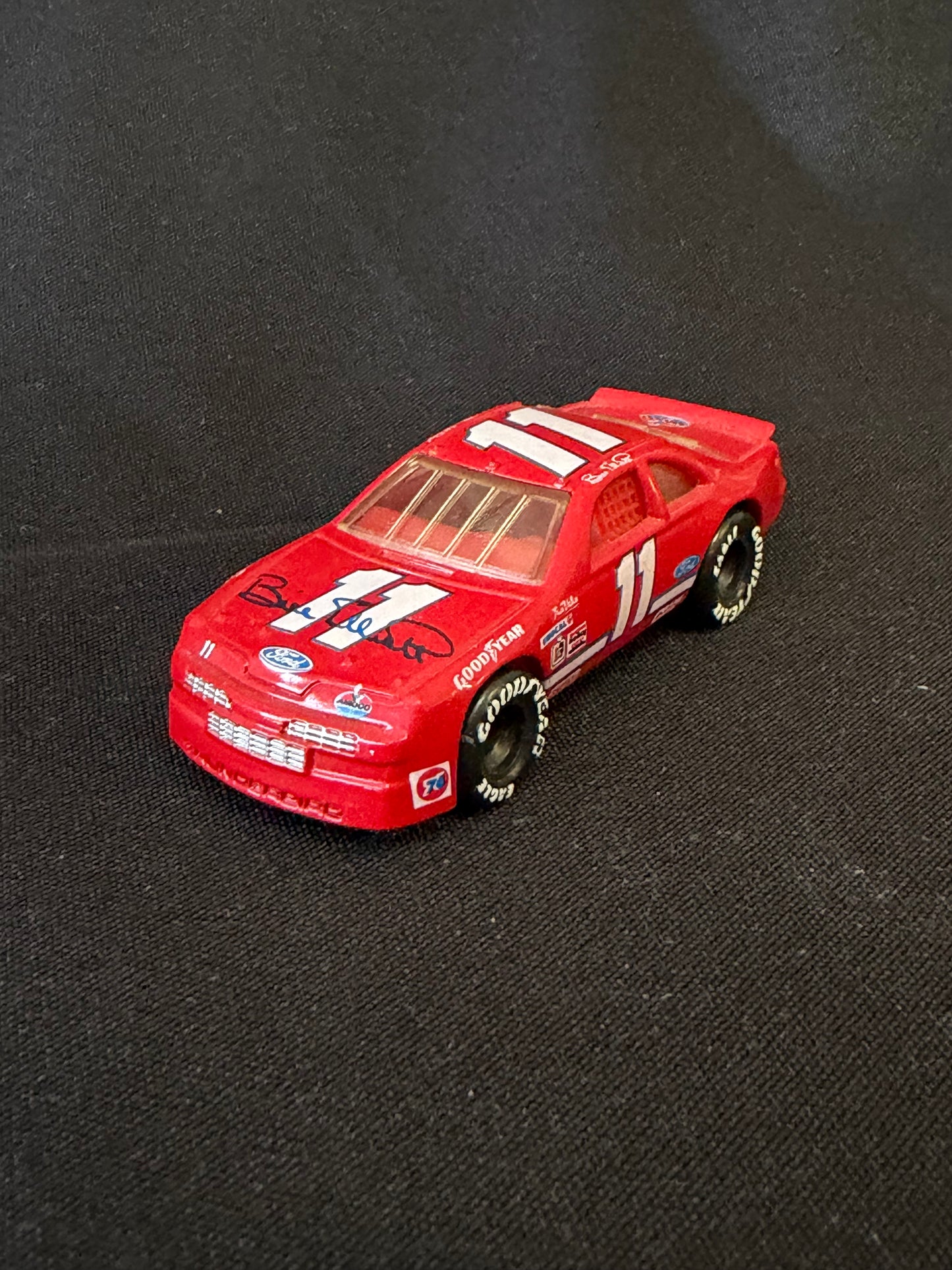 Matchbox Die-Cast – Bill Elliott #11 Ford Thunderbird NASCAR