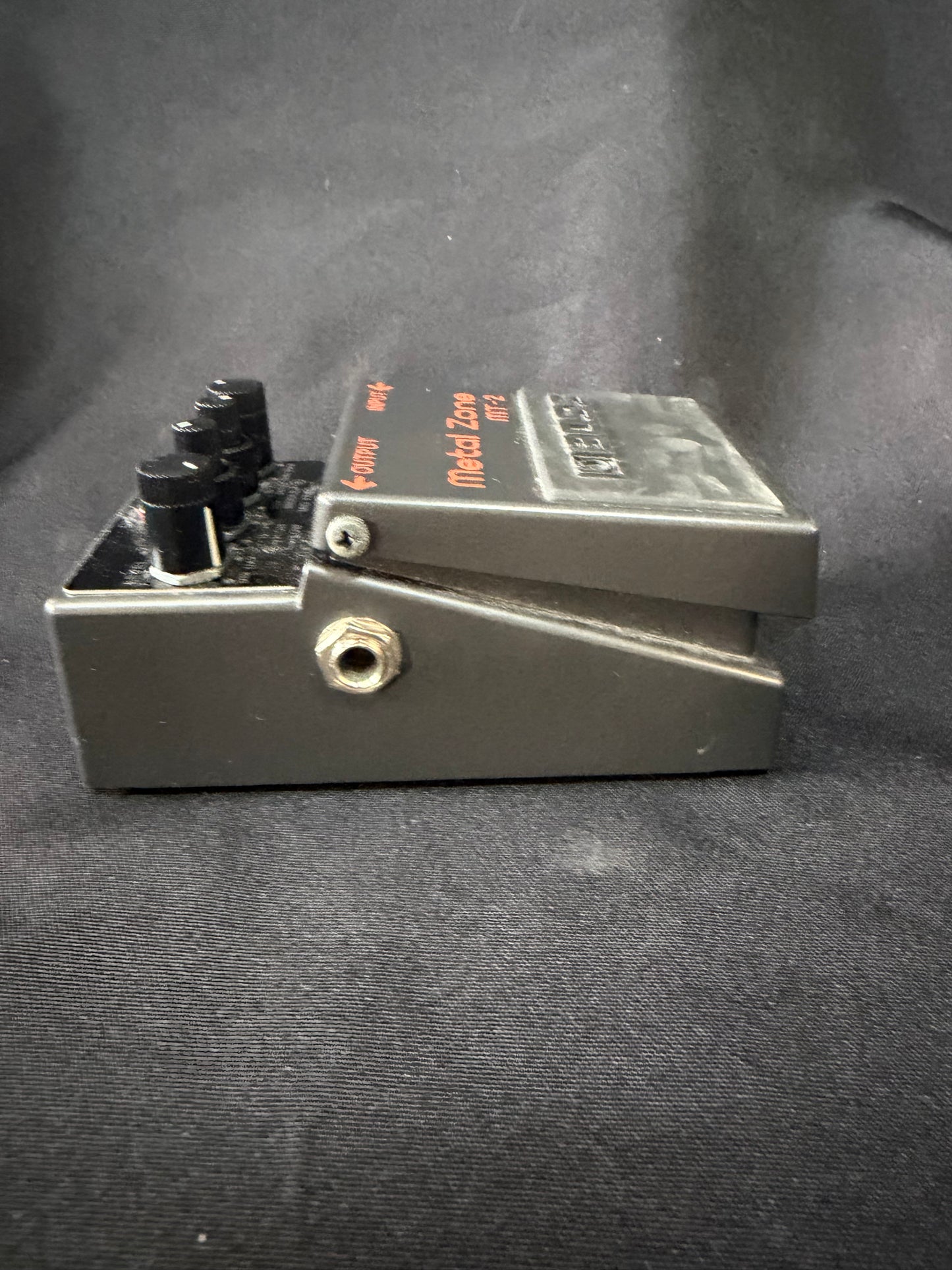 Boss MT-2 Metal Zone Distortion Guitar Effects Pedal