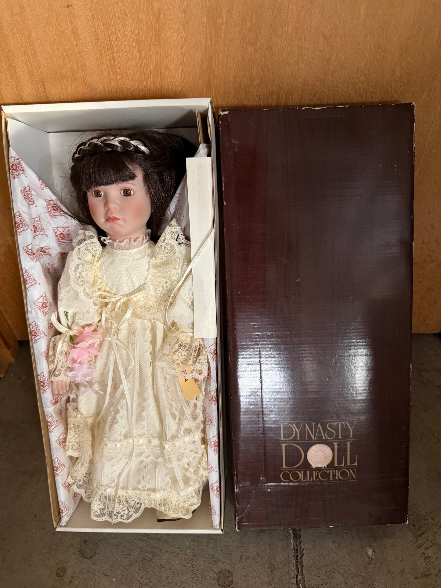 Anna Collection "Eva" - Dynasty Doll Collection