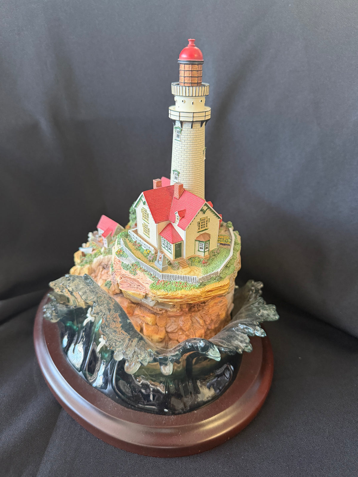 Lenox — “Light at Land’s End” Lighthouse Decorative Collectible (1998)