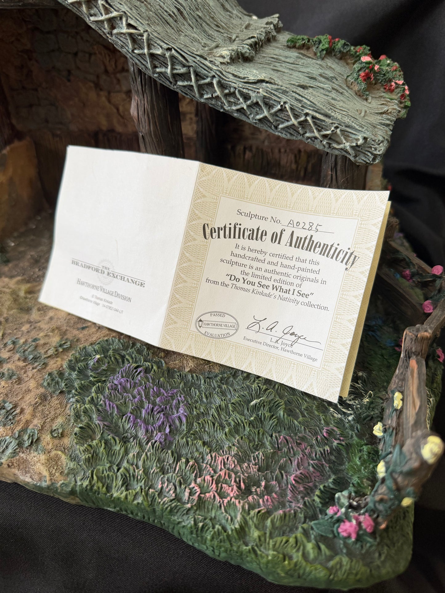 Thomas Kinkade Hawthorne Village “Star of Hope” Nativity Creche