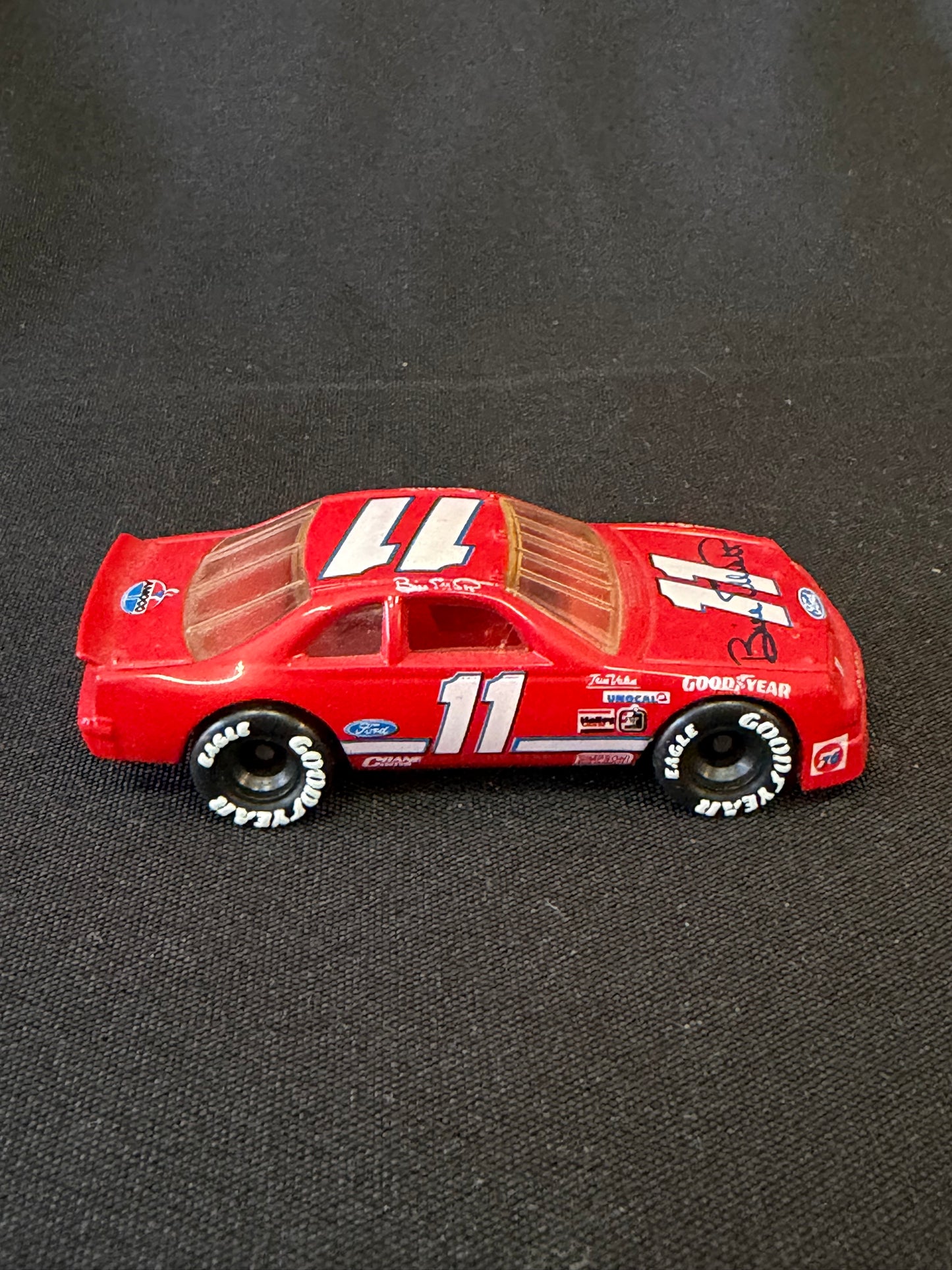 Matchbox Die-Cast – Bill Elliott #11 Ford Thunderbird NASCAR