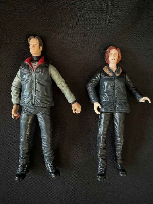 X-Files: Fight the Future — Mulder & Scully Antarctic Gear Action Figure Set (1998)
