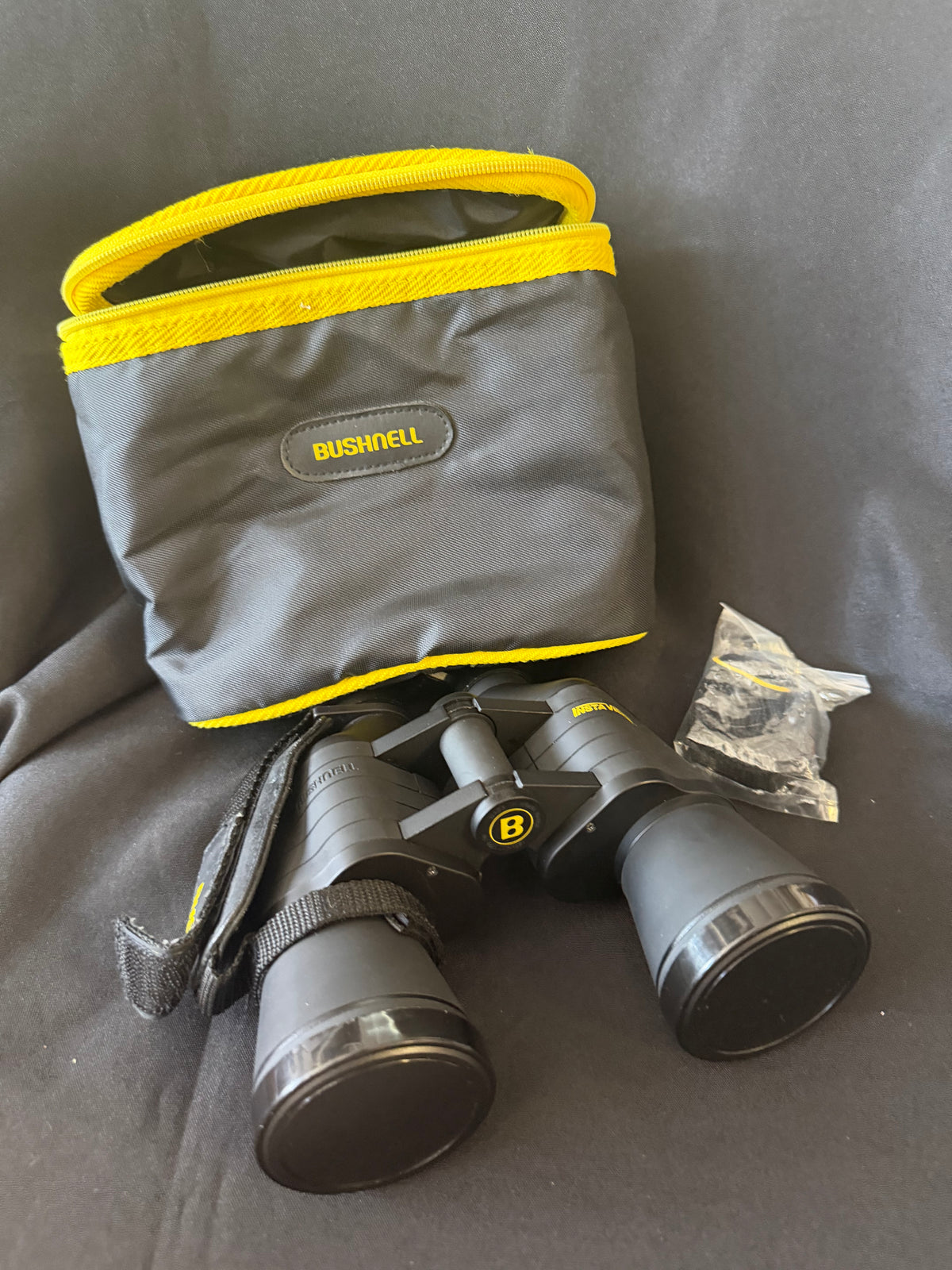 Bushnell InstaVision — 10x50 Binoculars, Black, 17-7351 (370 ft at 1000 yds)