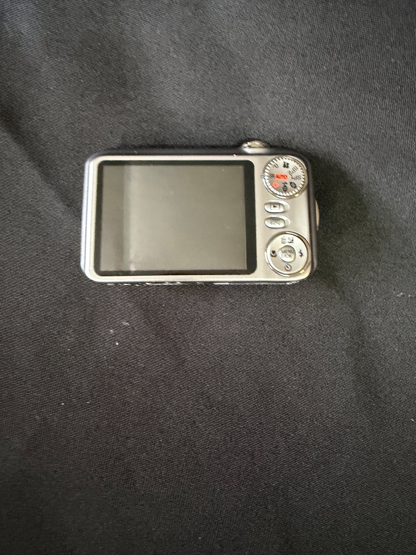 Fujifilm FinePix JX400 Silver Compact Digital Camera