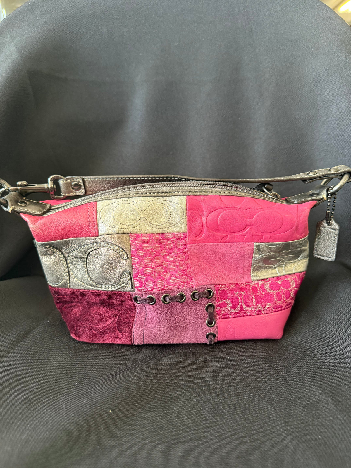 Vintage Y2K Coach Holiday Pink Patchwork Mini Demi Hobo Bag Top Handle F41943