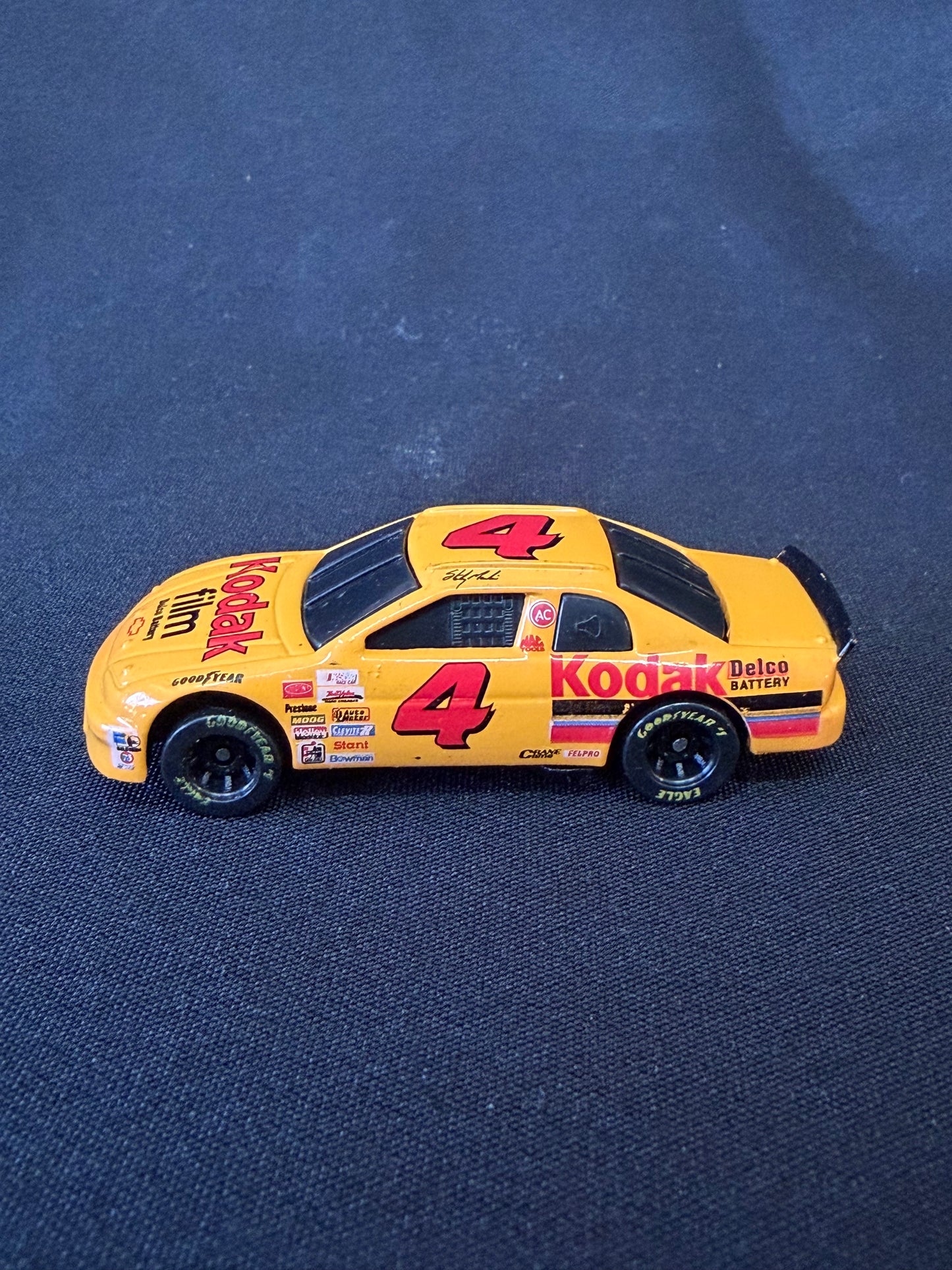 Racing Champions Die-Cast – Sterling Marlin #4 Kodak Film NASCAR / Delco Battery Chevrolet