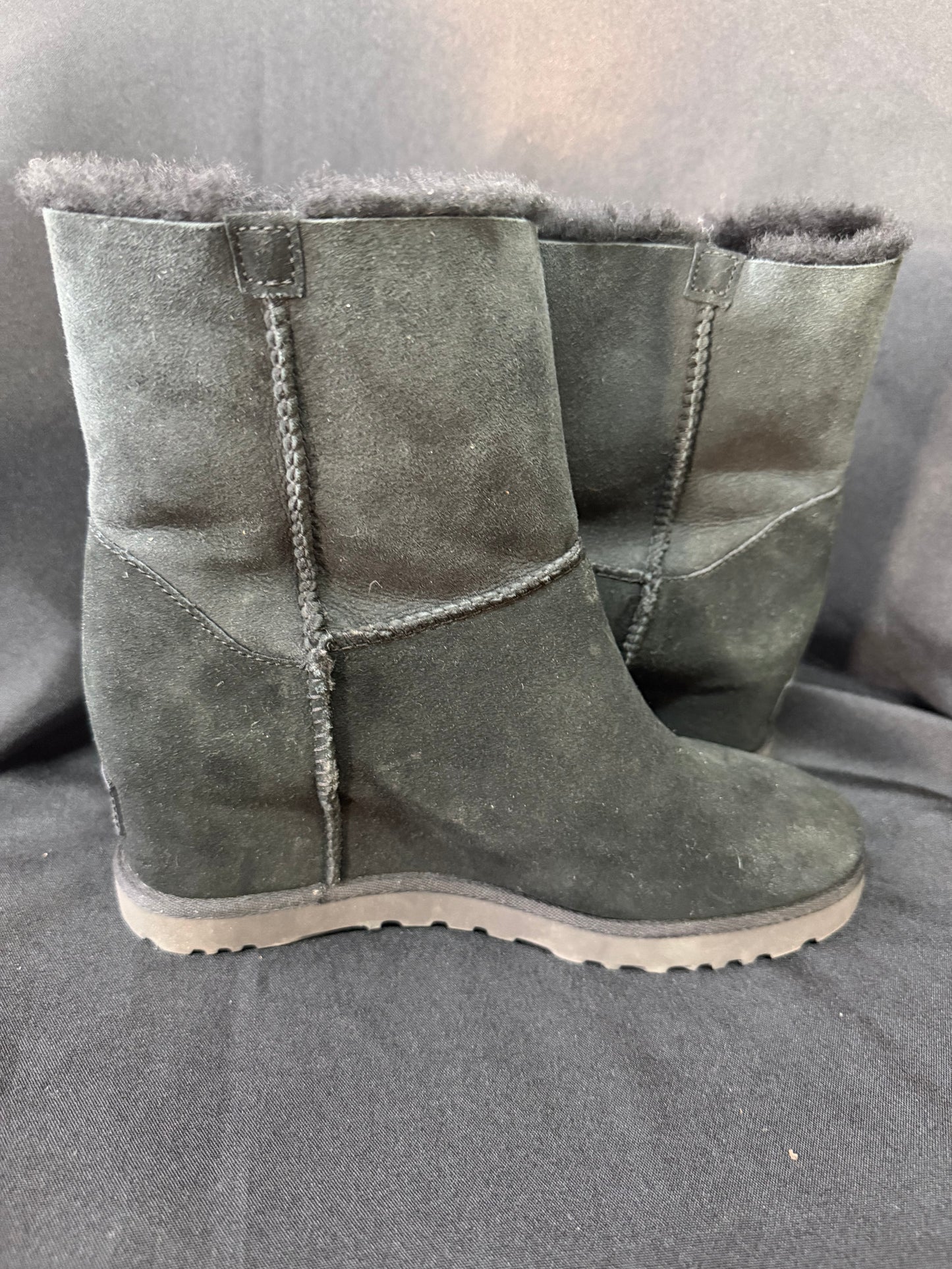 UGG Classic Femme Toggle Wedge Boot Black Suede - Size 8