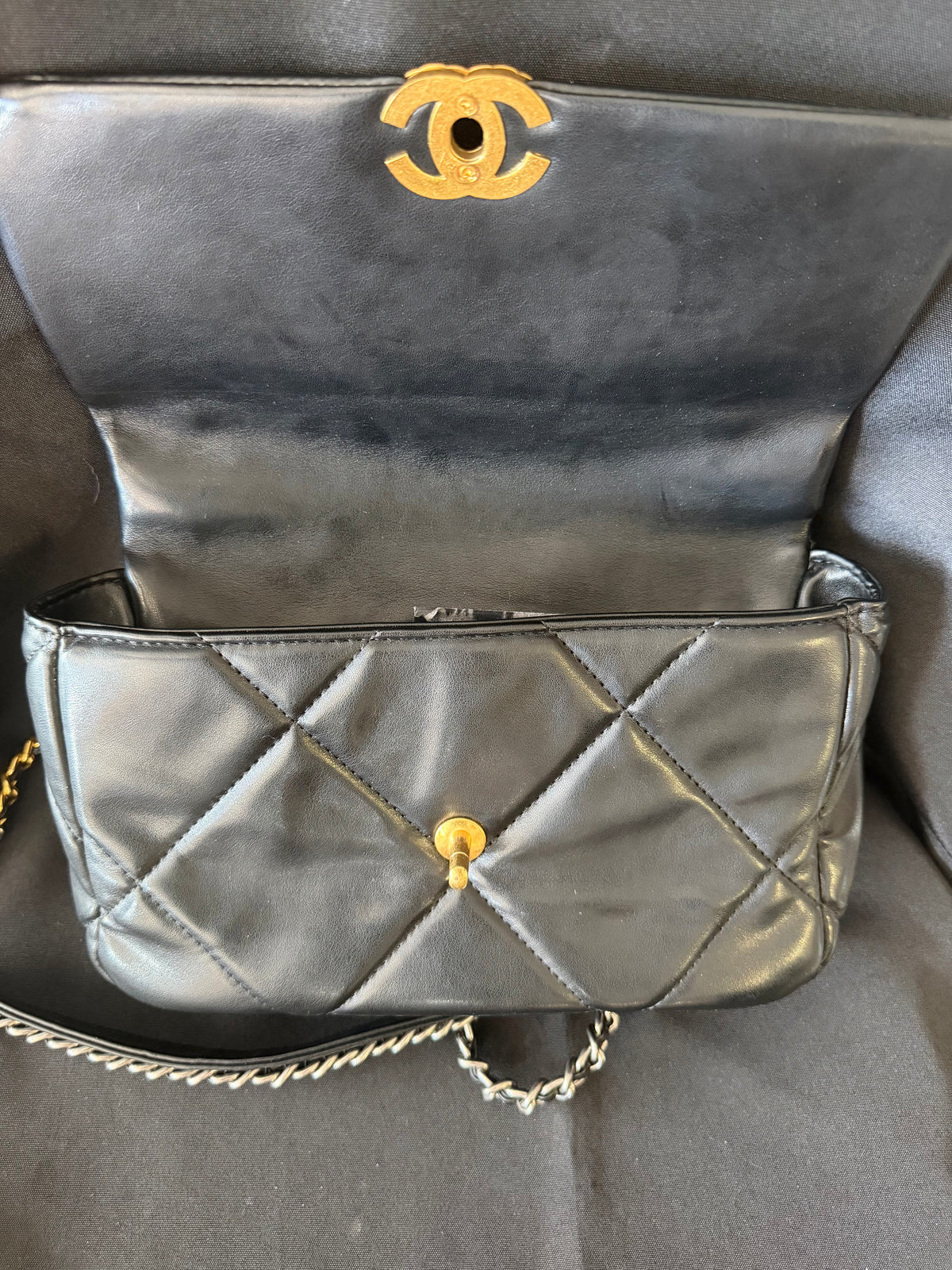 Chanel 19 - Handbag Black Lambskin Leather Gold Silver Ruthenium Tone Strap