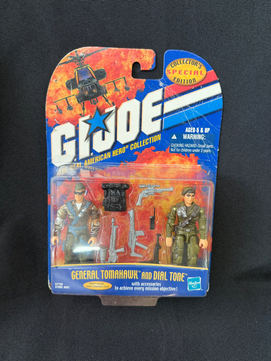 Hasbro — G.I. Joe Special Collector's Edition: General Tomahawk + Dial Tone (2000)