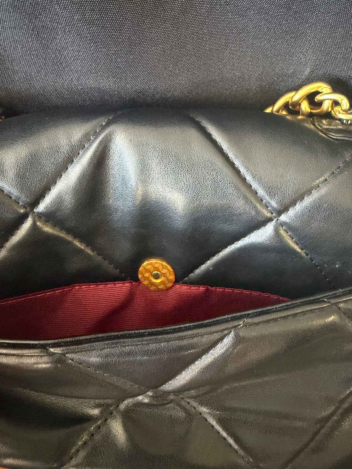 Chanel 19 - Handbag Black Lambskin Leather Gold Silver Ruthenium Tone Strap