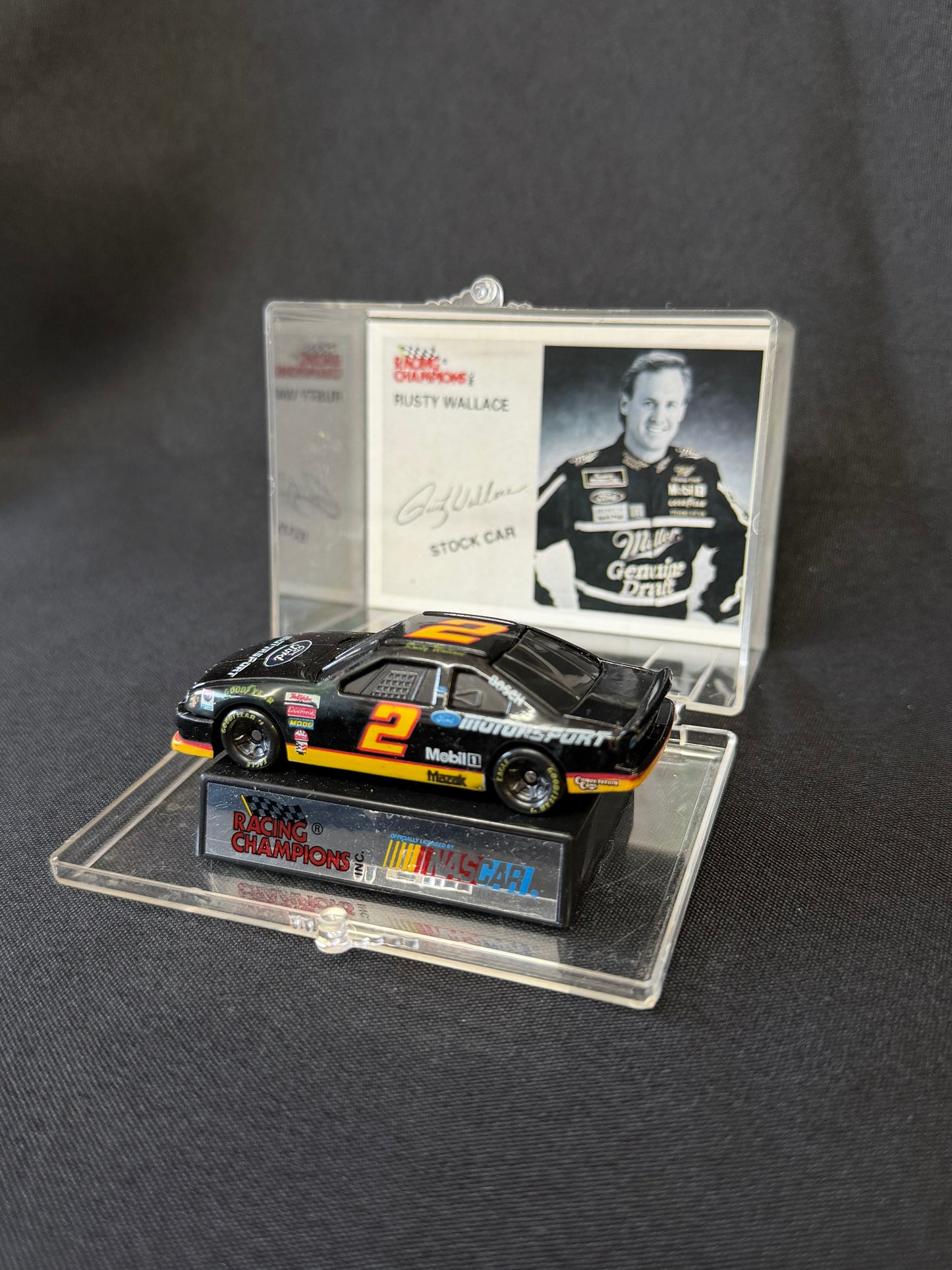 Racing Champions Die-Cast – Rusty Wallace #2 Ford Motorsport NASCAR