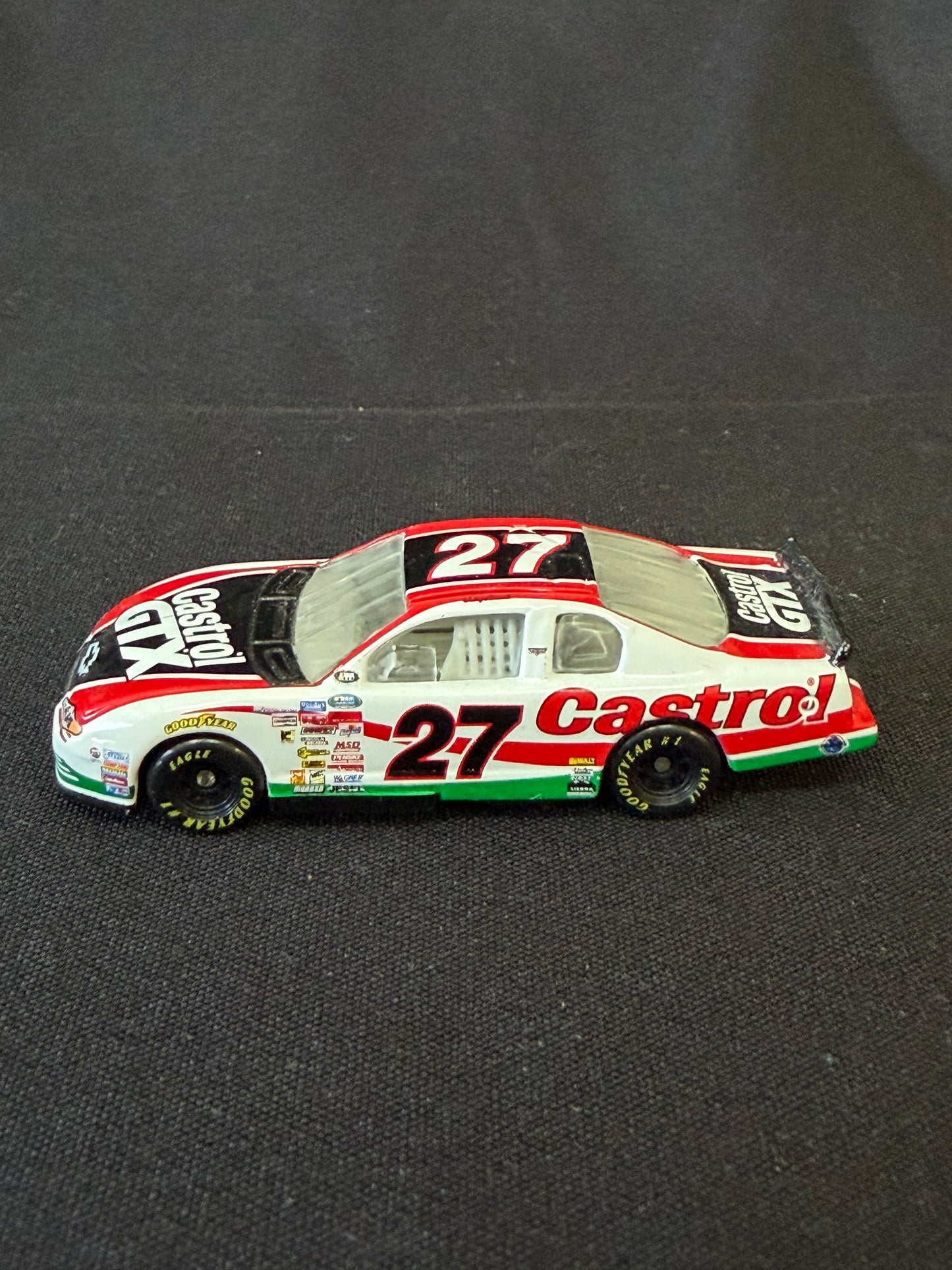 Hasbro Die-Cast – Casey Atwood #27 Castrol GTX Chevrolet Monte Carlo NASCAR