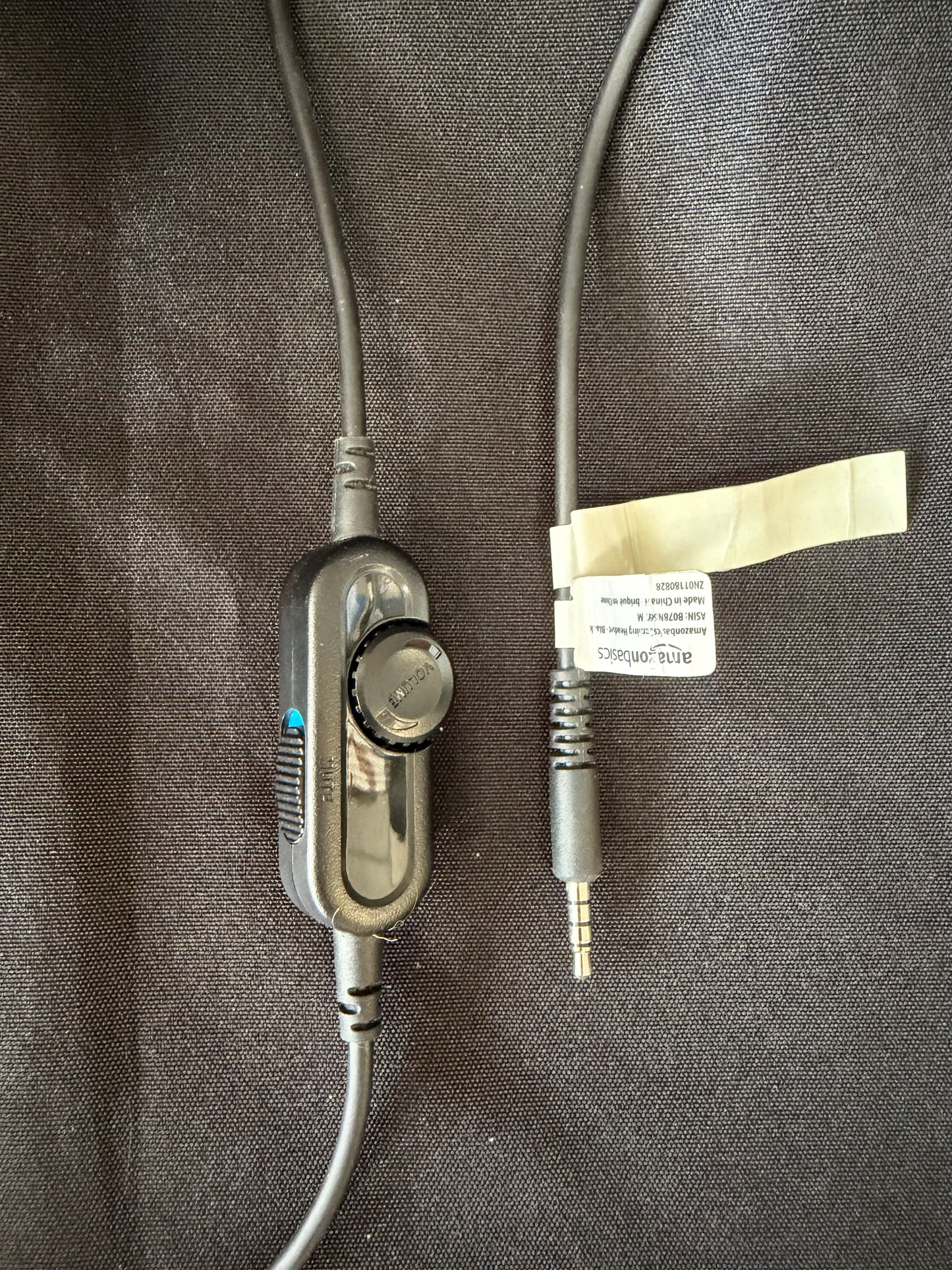 Amazon Basics Gaming USB Headset with Microphone