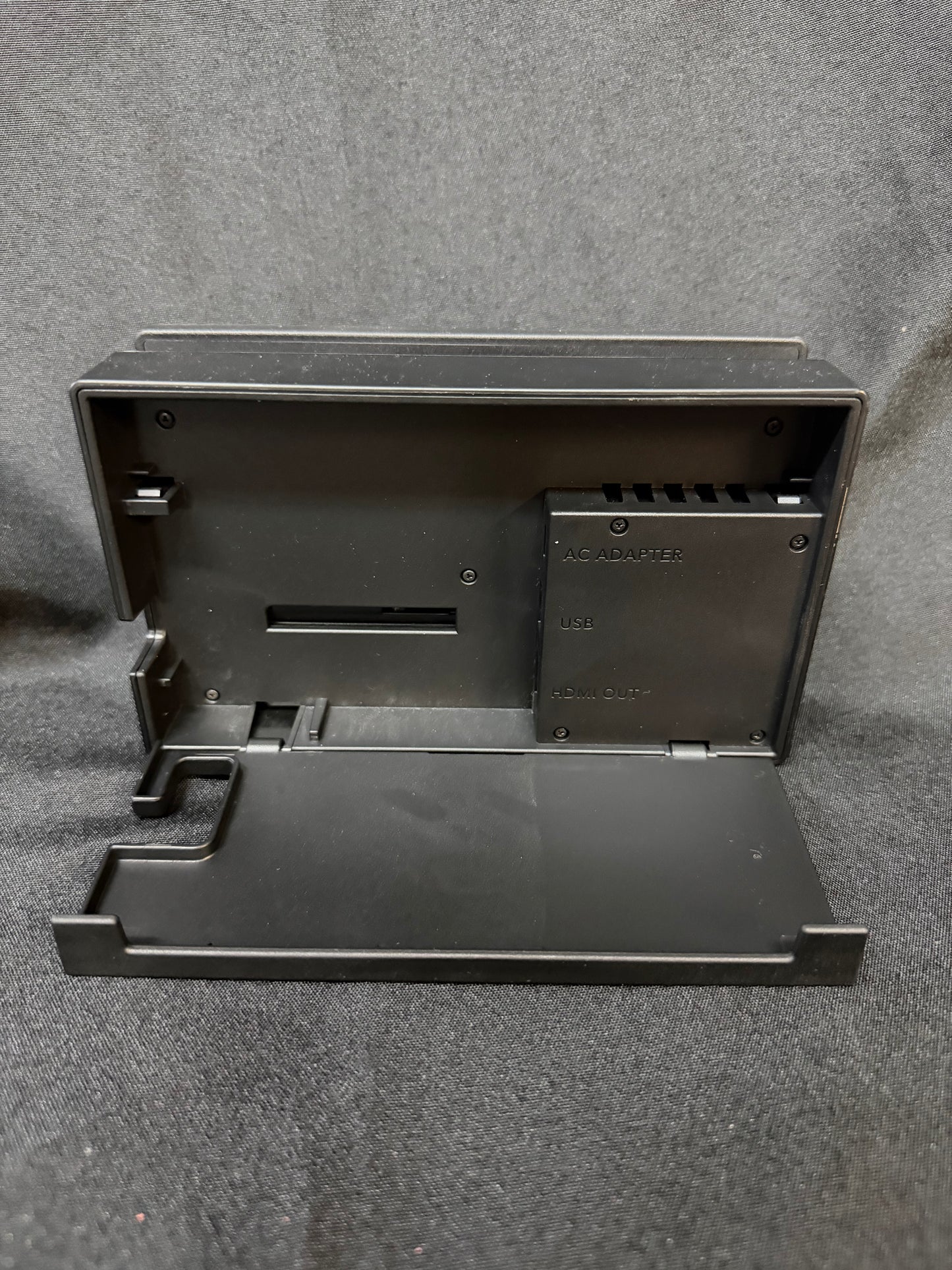 Official Nintendo Switch Standard Dock HAC-007 (dock only)
