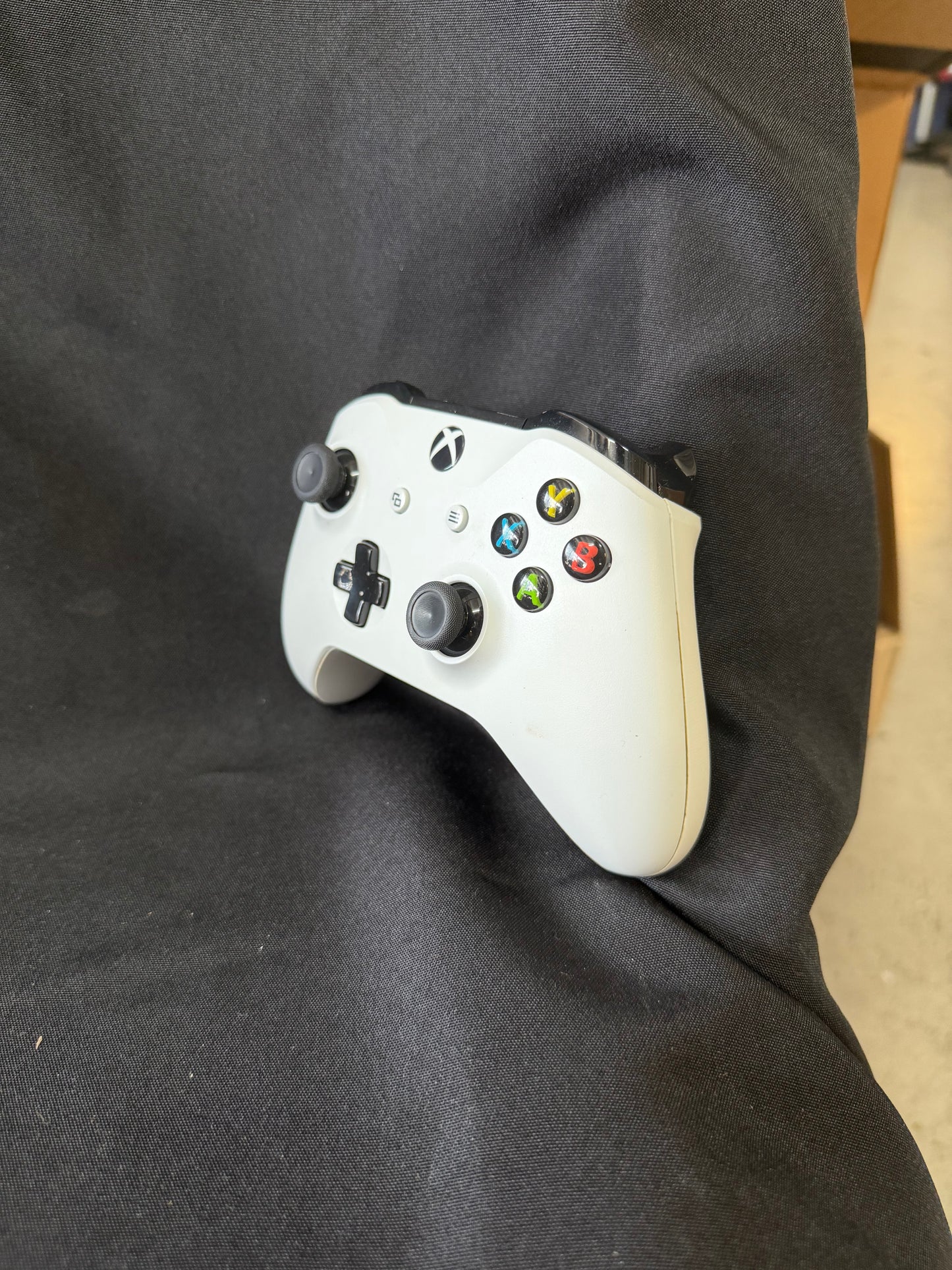 Xbox Wireless Controller - White