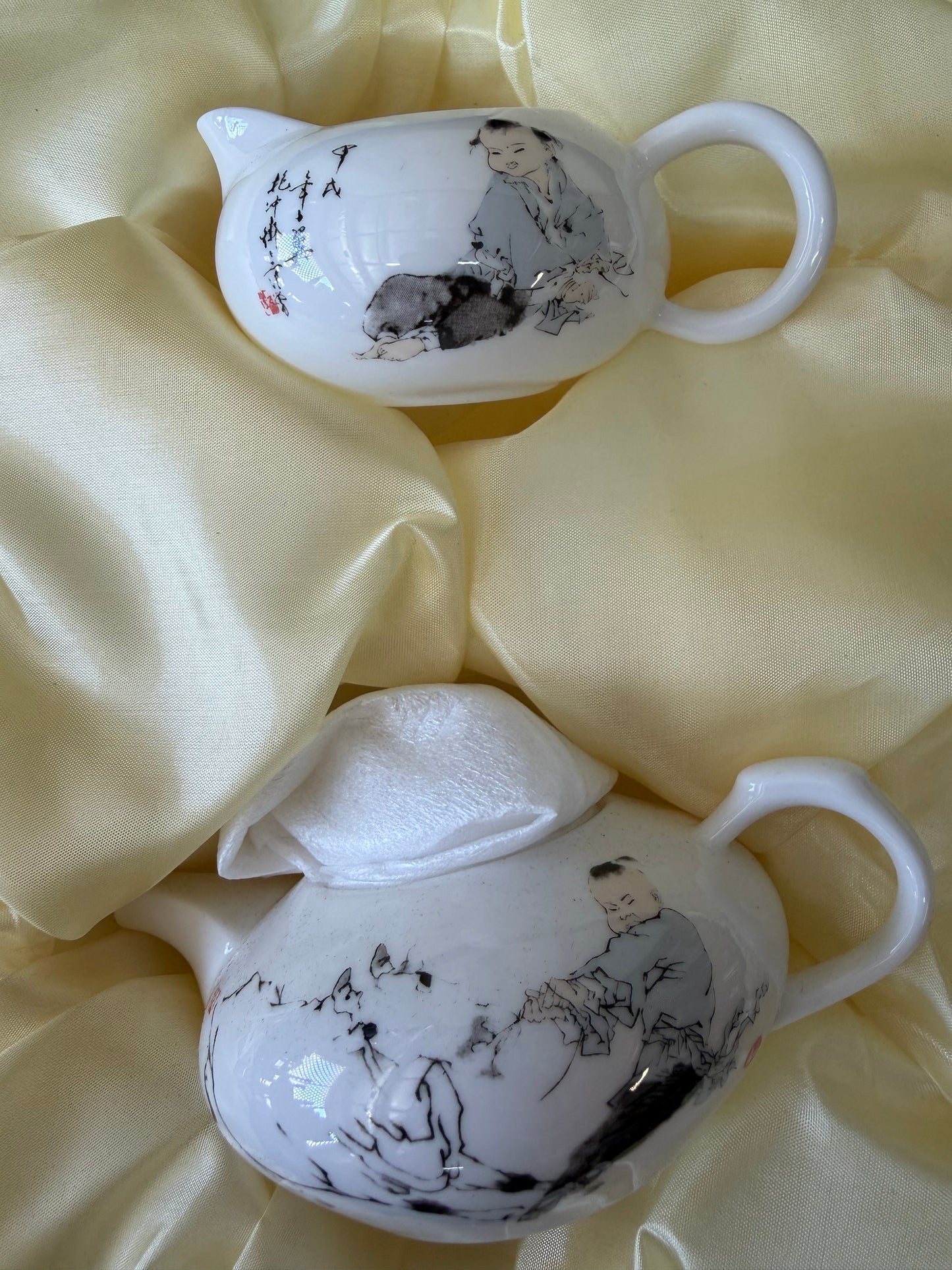 Chinese Porcelain Tea Set - by Guohuaciqi