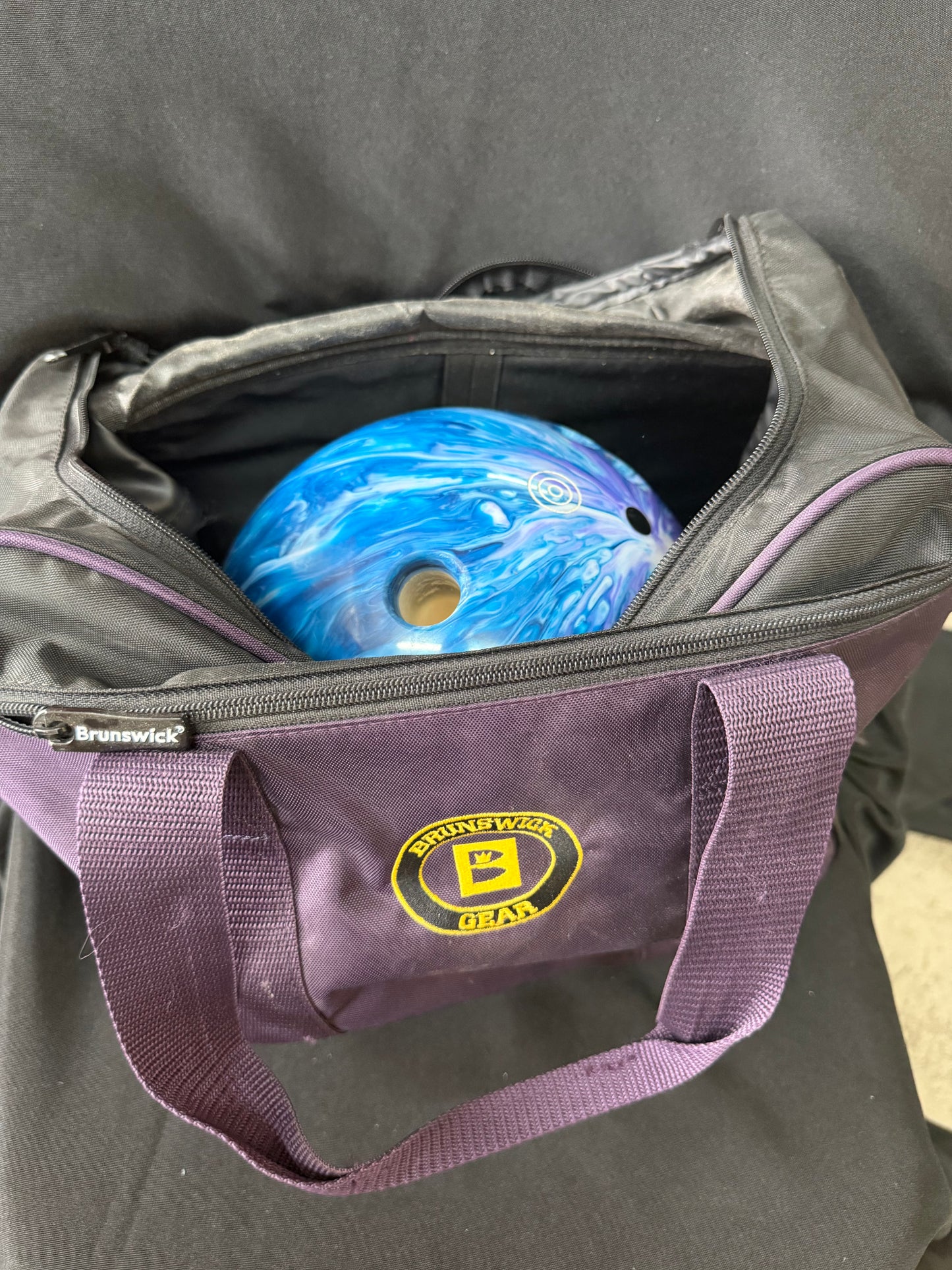 Ebonite Maxim Bowling Ball (Purple Swirl) & Brunswick Carrying Bag