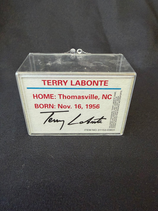 Racing Champions Die-Cast – Terry Labonte #5 Kellogg’s Chevrolet Monte Carlo NASCAR