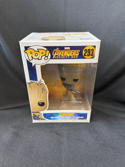 Funko Pop! Marvel — Groot #293 with Blaster (Avengers: Infinity War)
