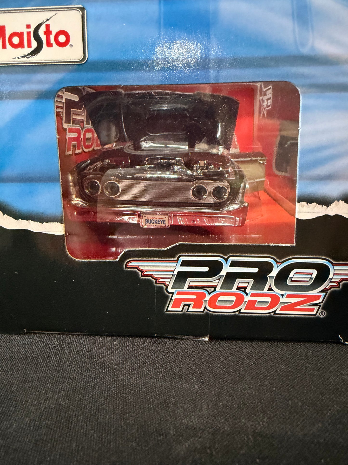 Maisto Pro Rodz 1960 Ford Starliner - Die-Cast (1:26)